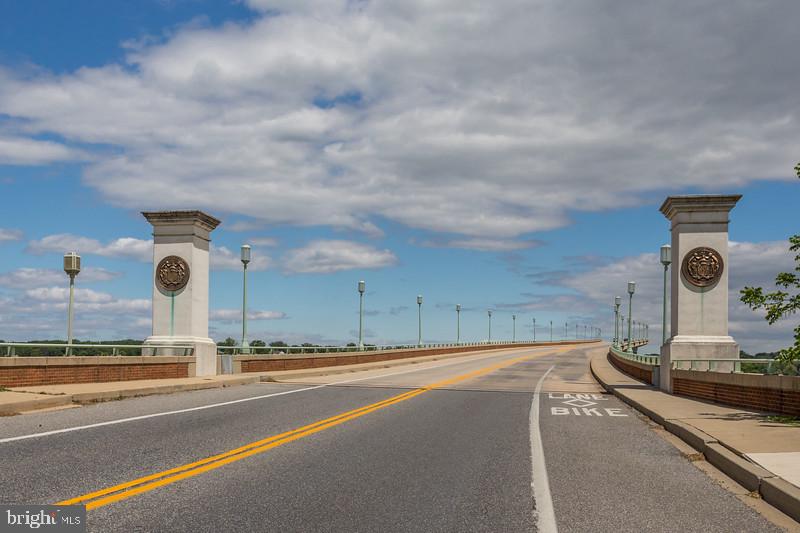 MURRAY HILL - Residential