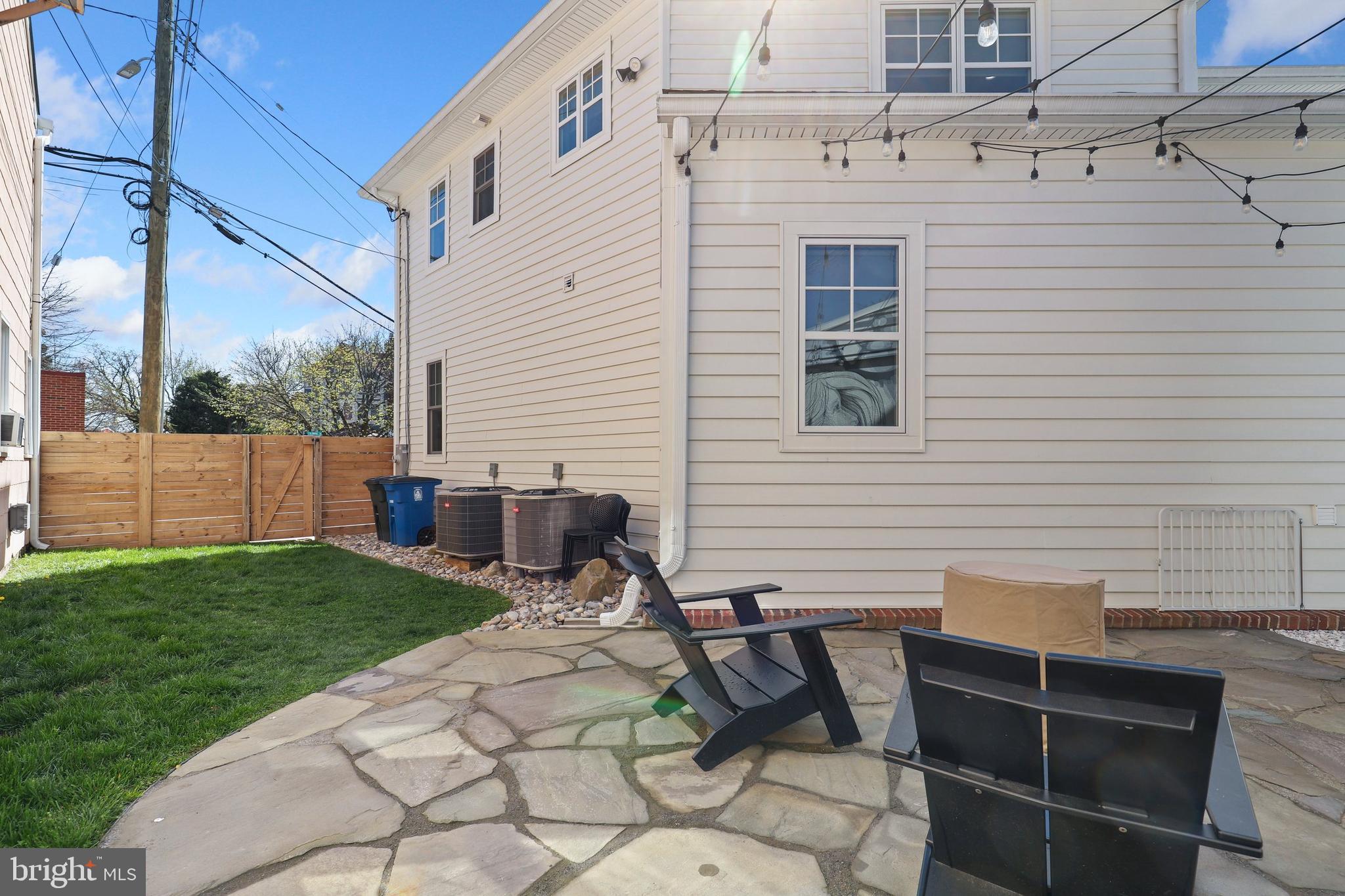 MURRAY HILL - Residential