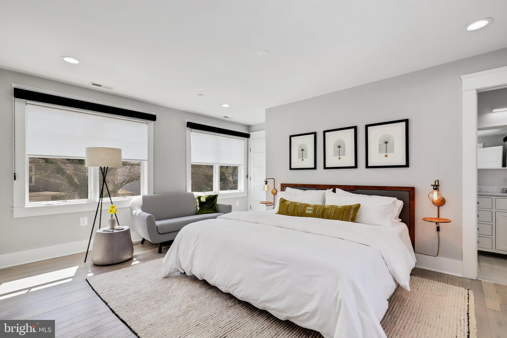 MURRAY HILL - Residential