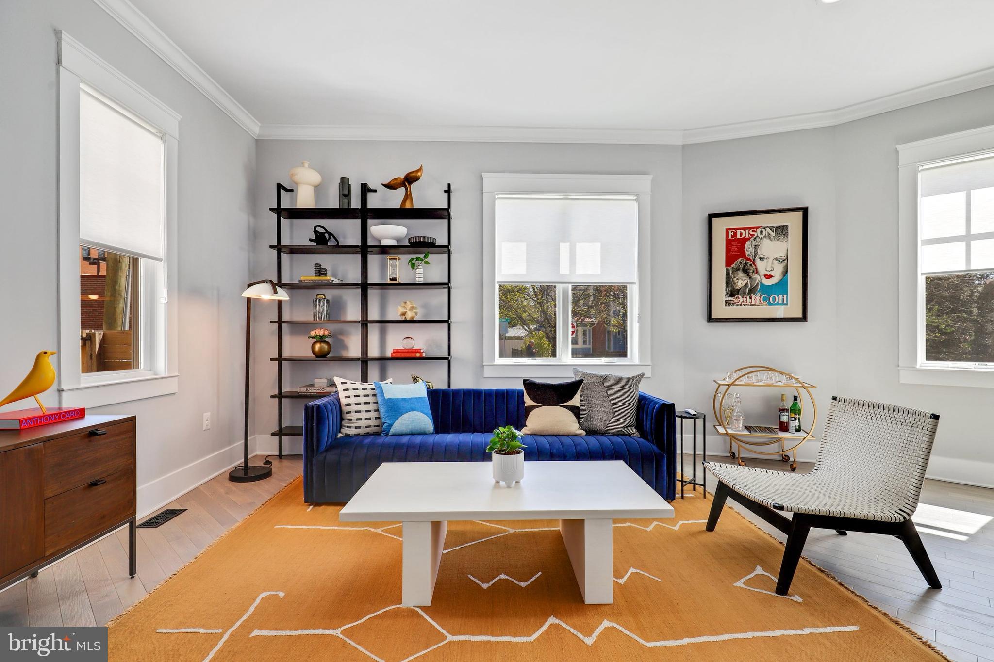 MURRAY HILL - Residential