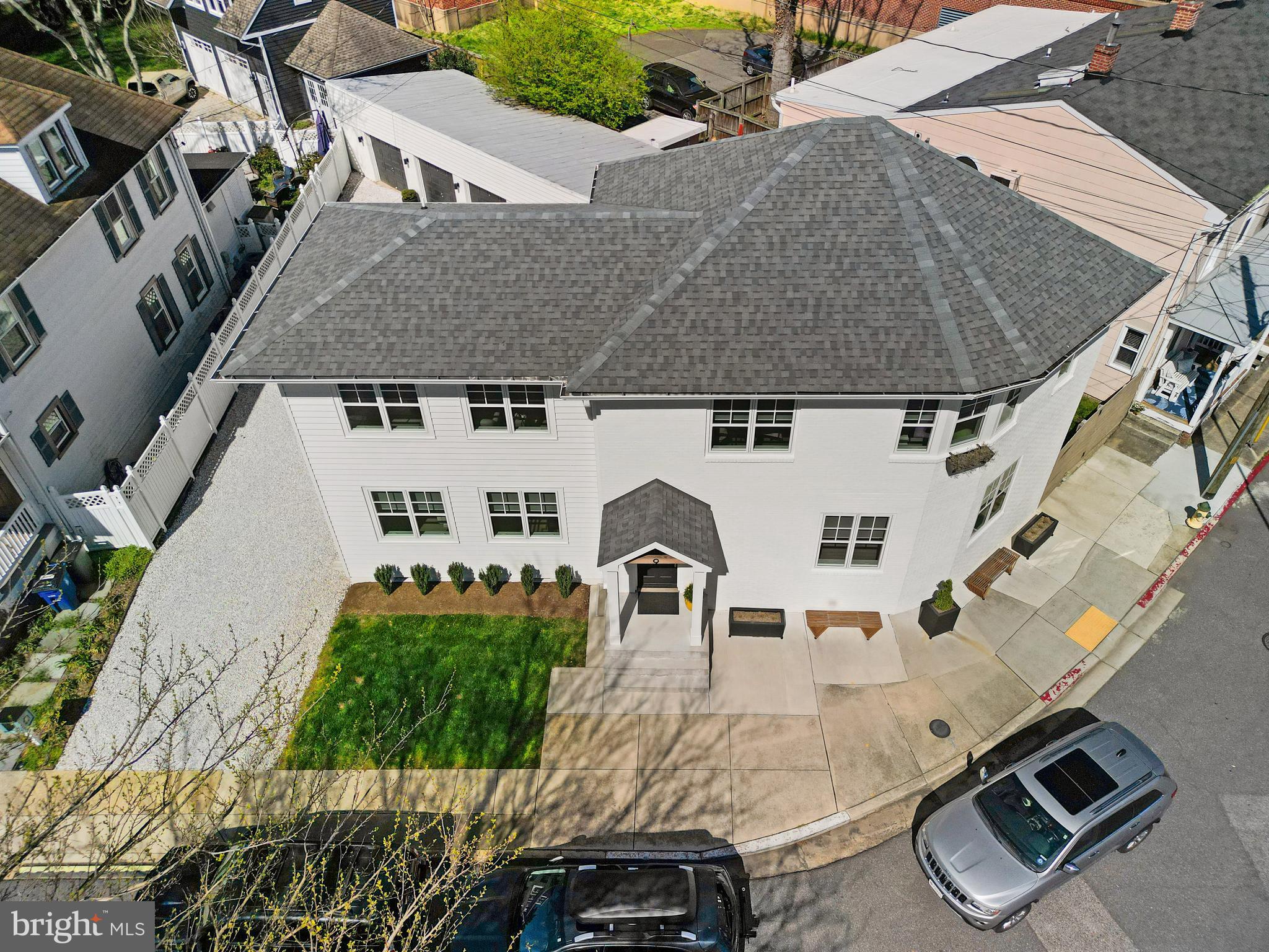 MURRAY HILL - Residential