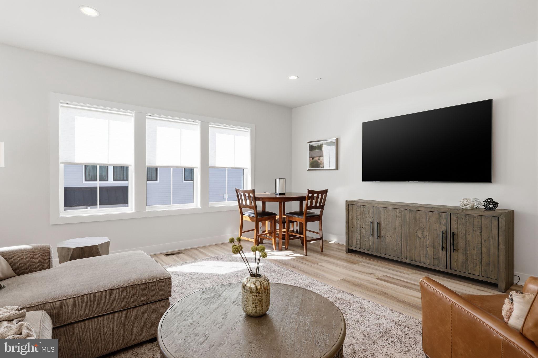 DOYLESTOWN WALK - Residential