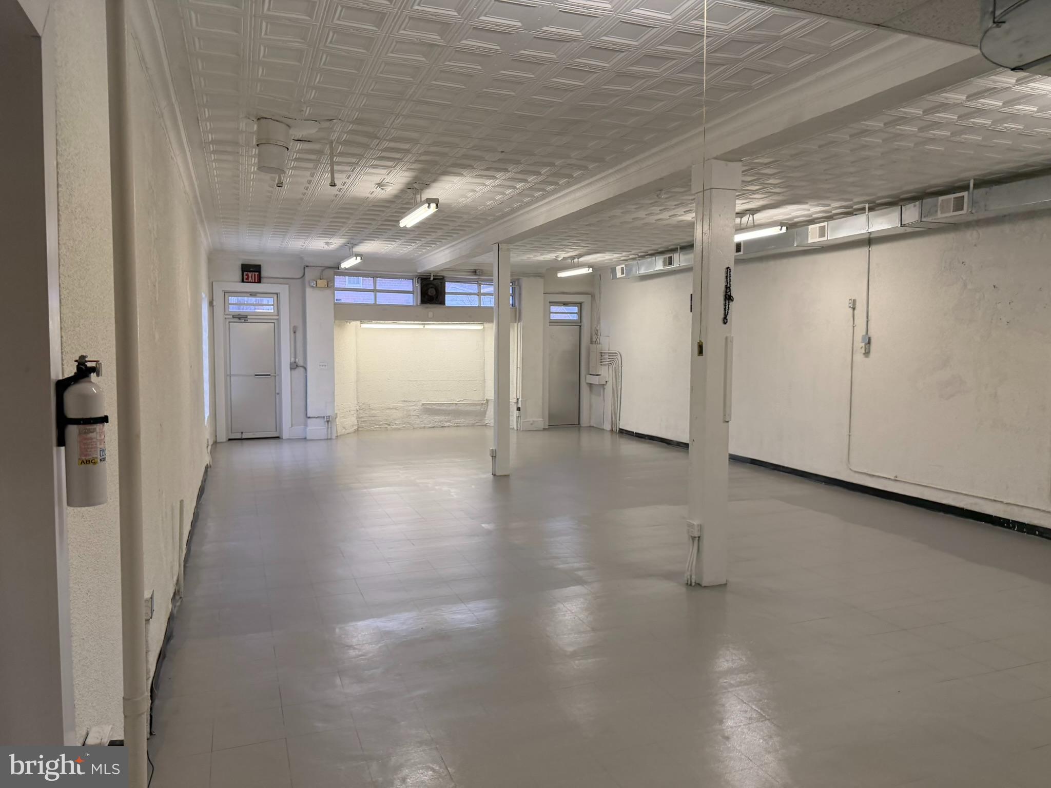 4118 QUEENSBURY ROAD