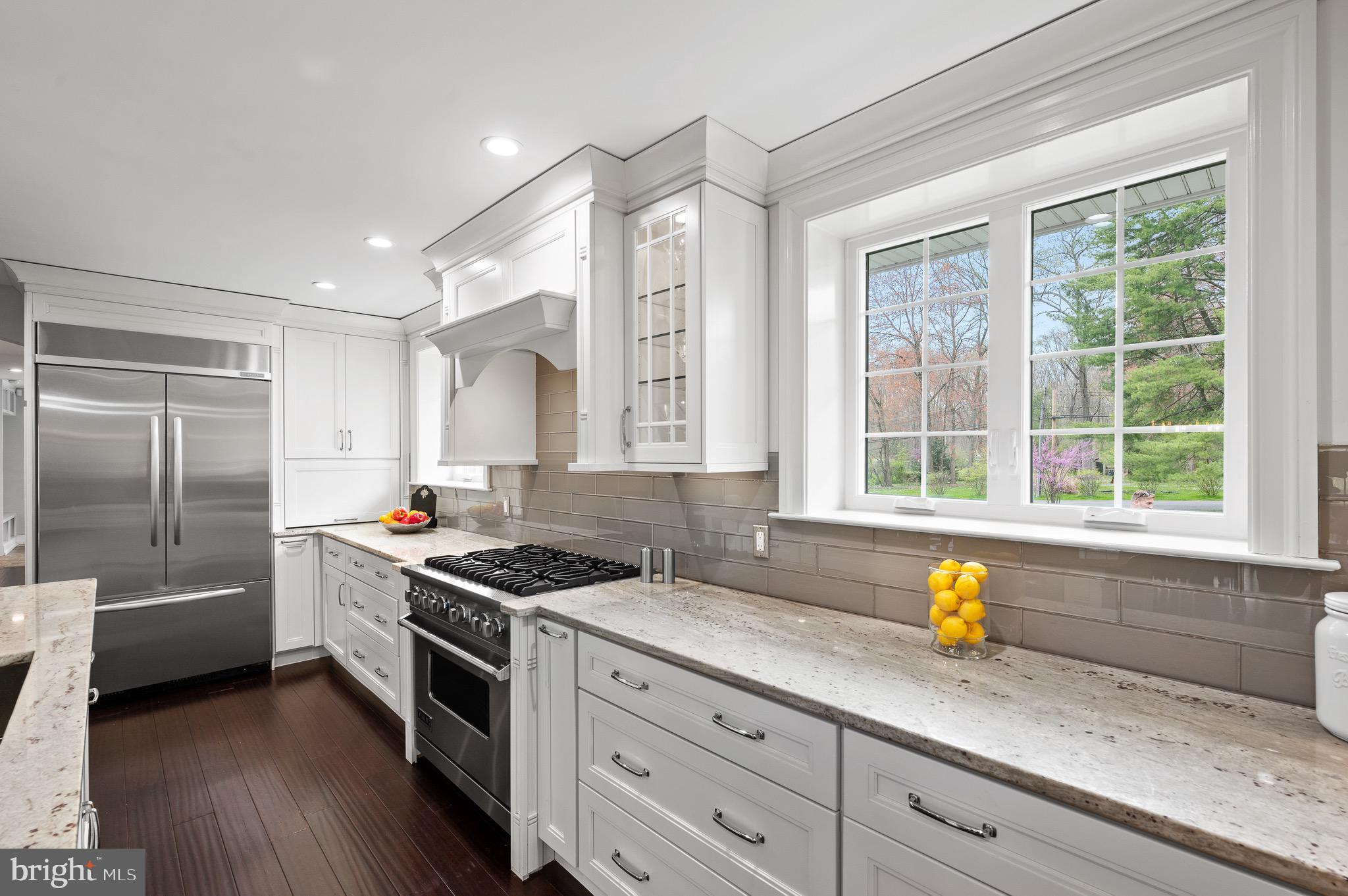 RADNOR HUNT - Residential