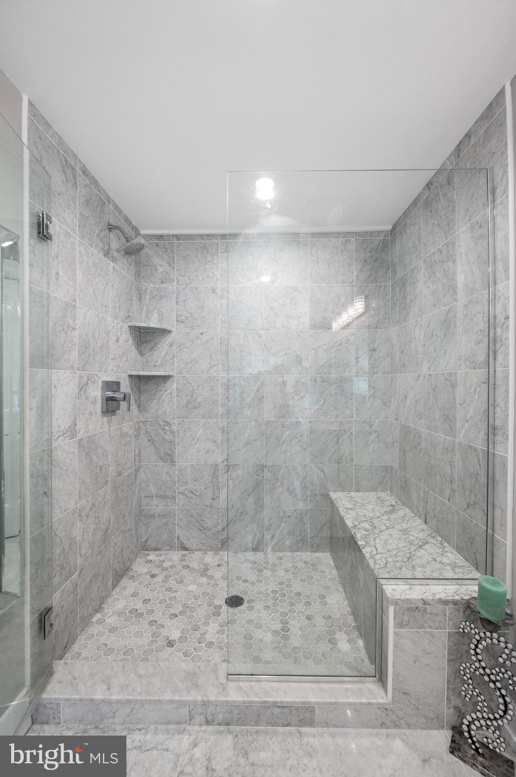 RADNOR HUNT - Residential