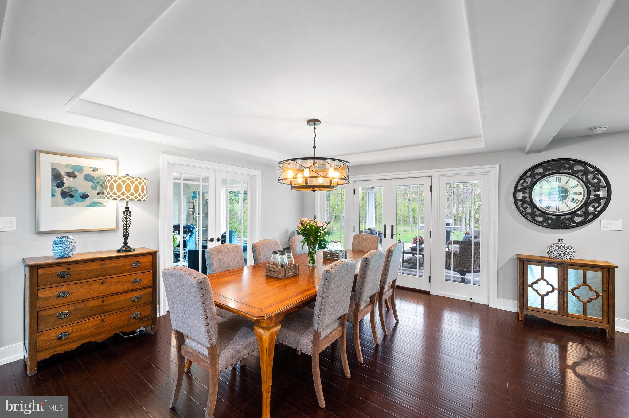 RADNOR HUNT - Residential