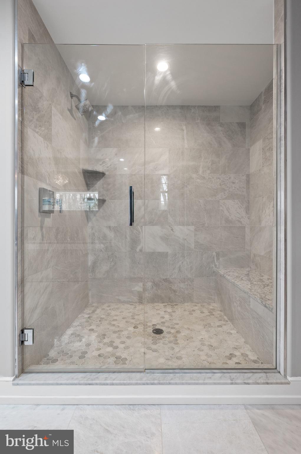 RADNOR HUNT - Residential