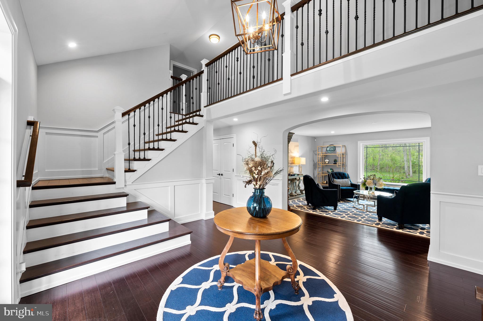 RADNOR HUNT - Residential