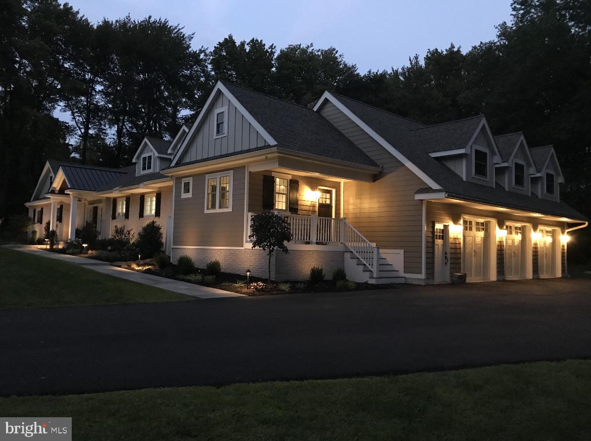 RADNOR HUNT - Residential