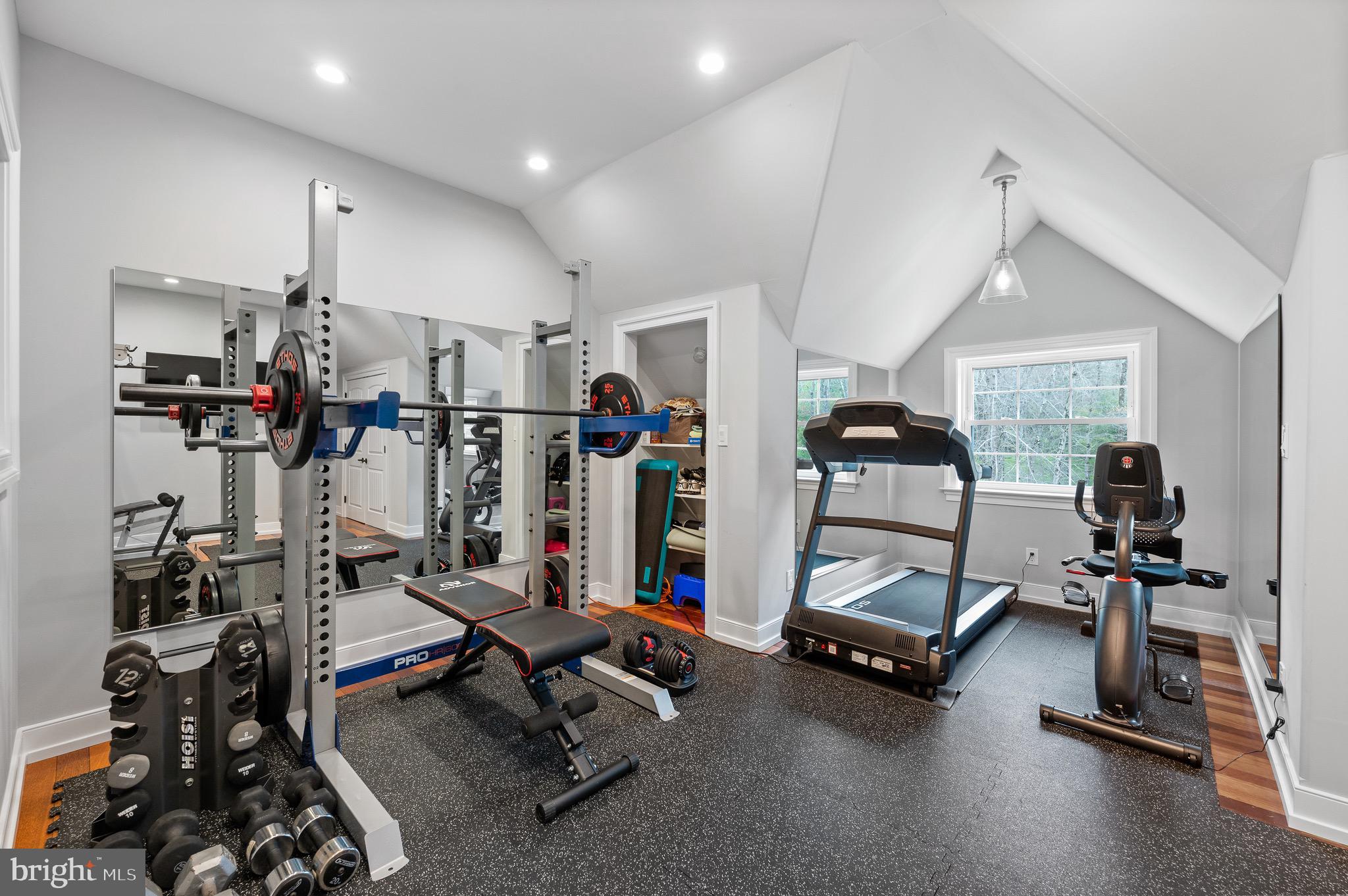 RADNOR HUNT - Residential