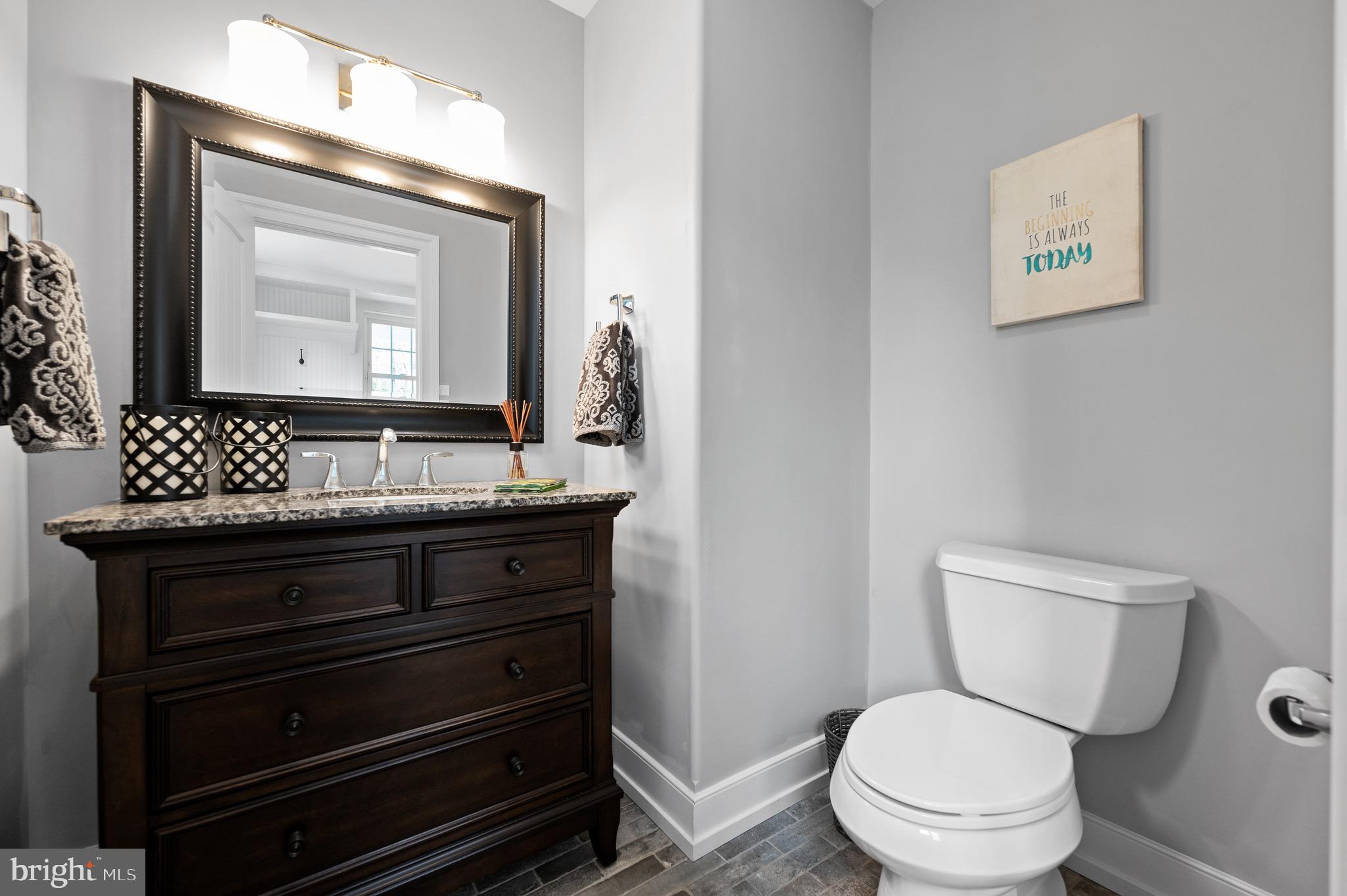 RADNOR HUNT - Residential