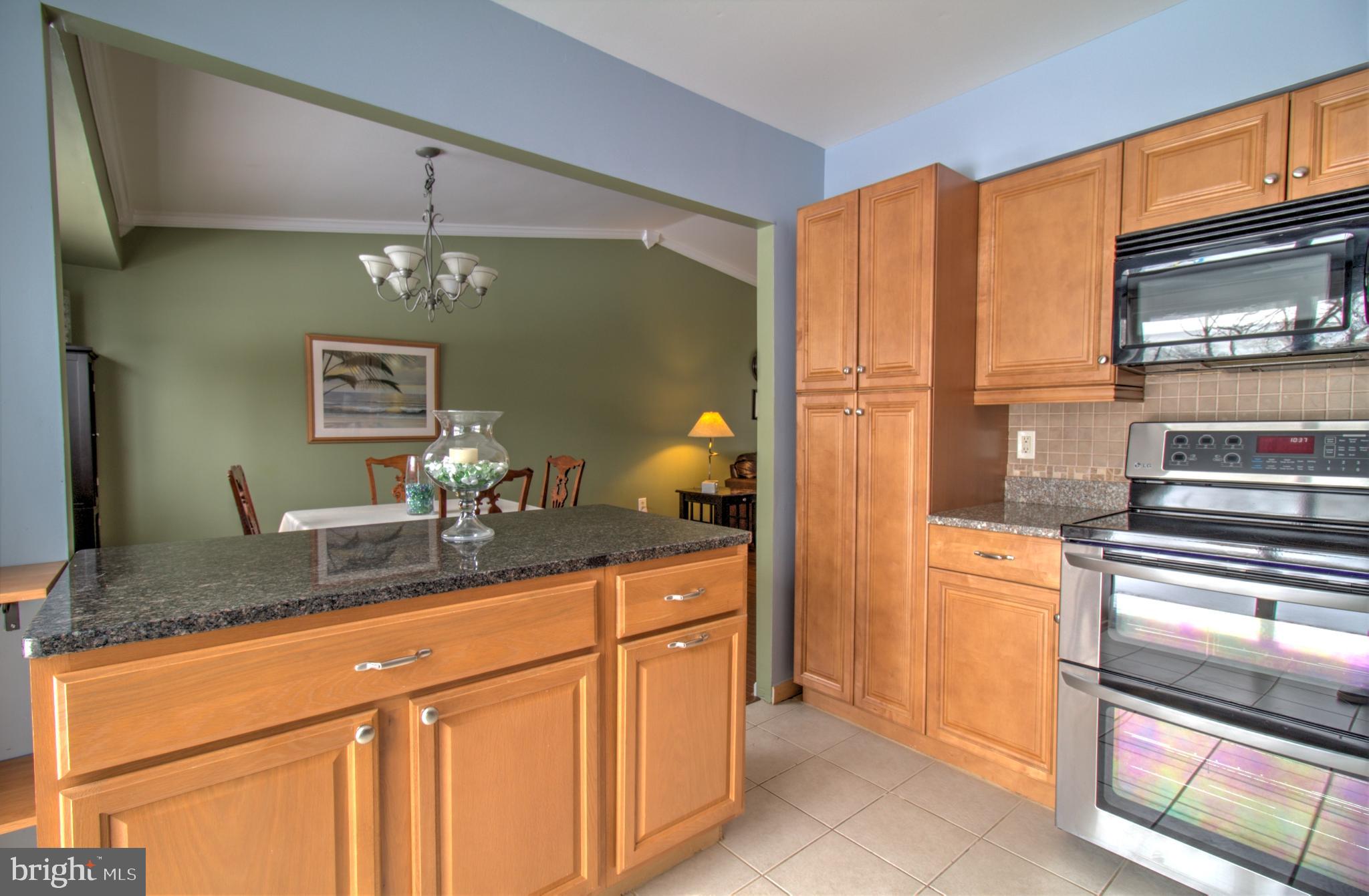 BRIGHT OAKS - Residential