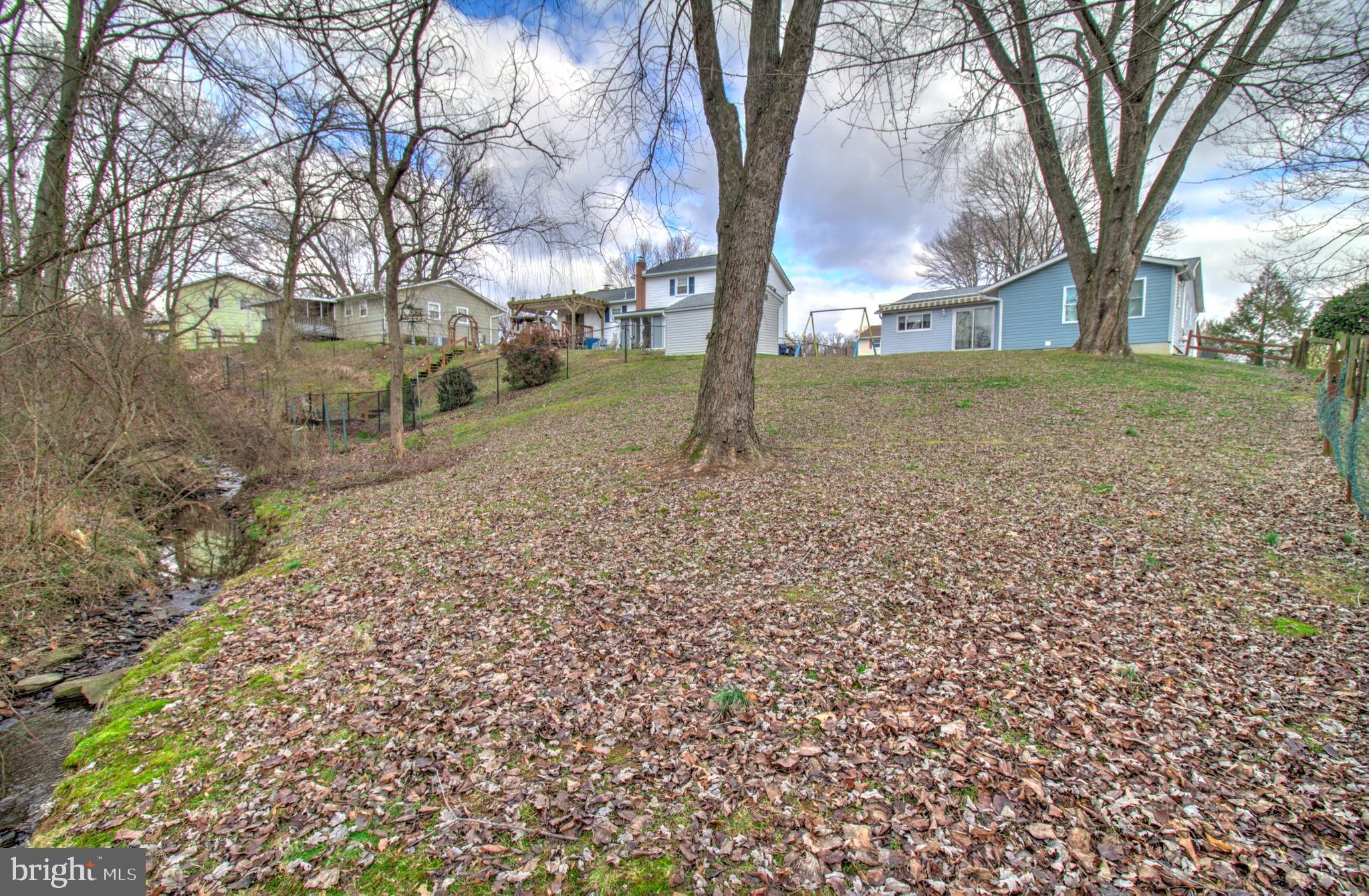 BRIGHT OAKS - Residential