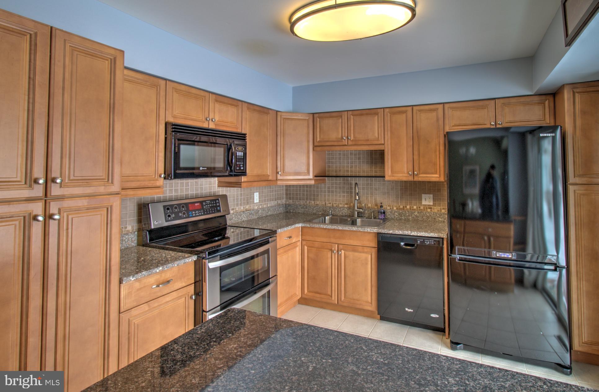 BRIGHT OAKS - Residential