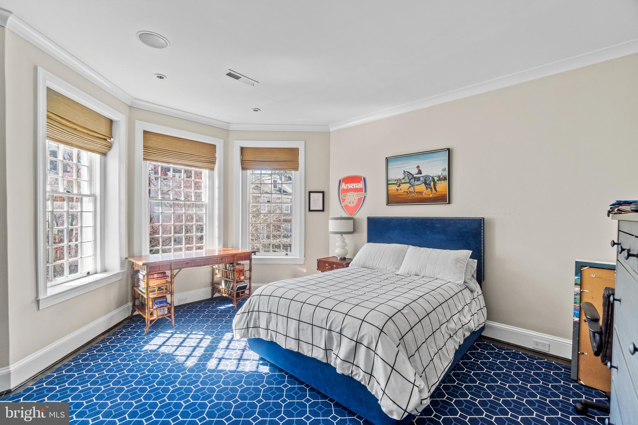 GEORGETOWN - Residential