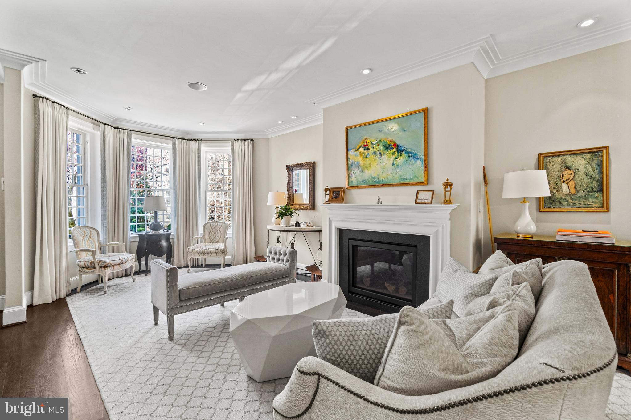 GEORGETOWN - Residential