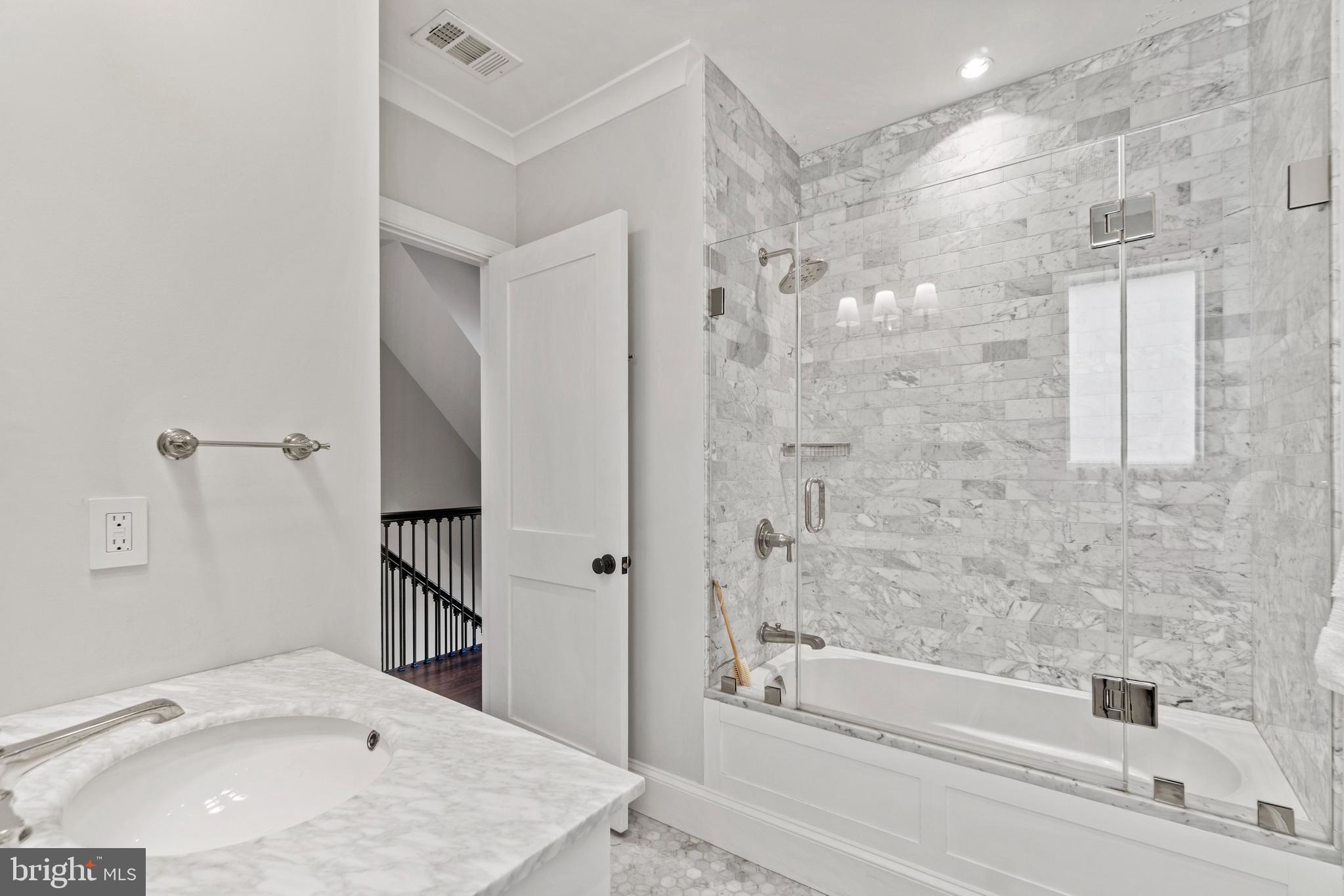 GEORGETOWN - Residential