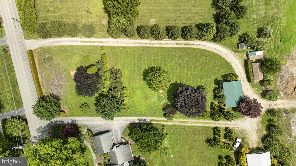 Photo of 170 Old State Road, BERWYN, PA 19312 (MLS # PACT2103100)