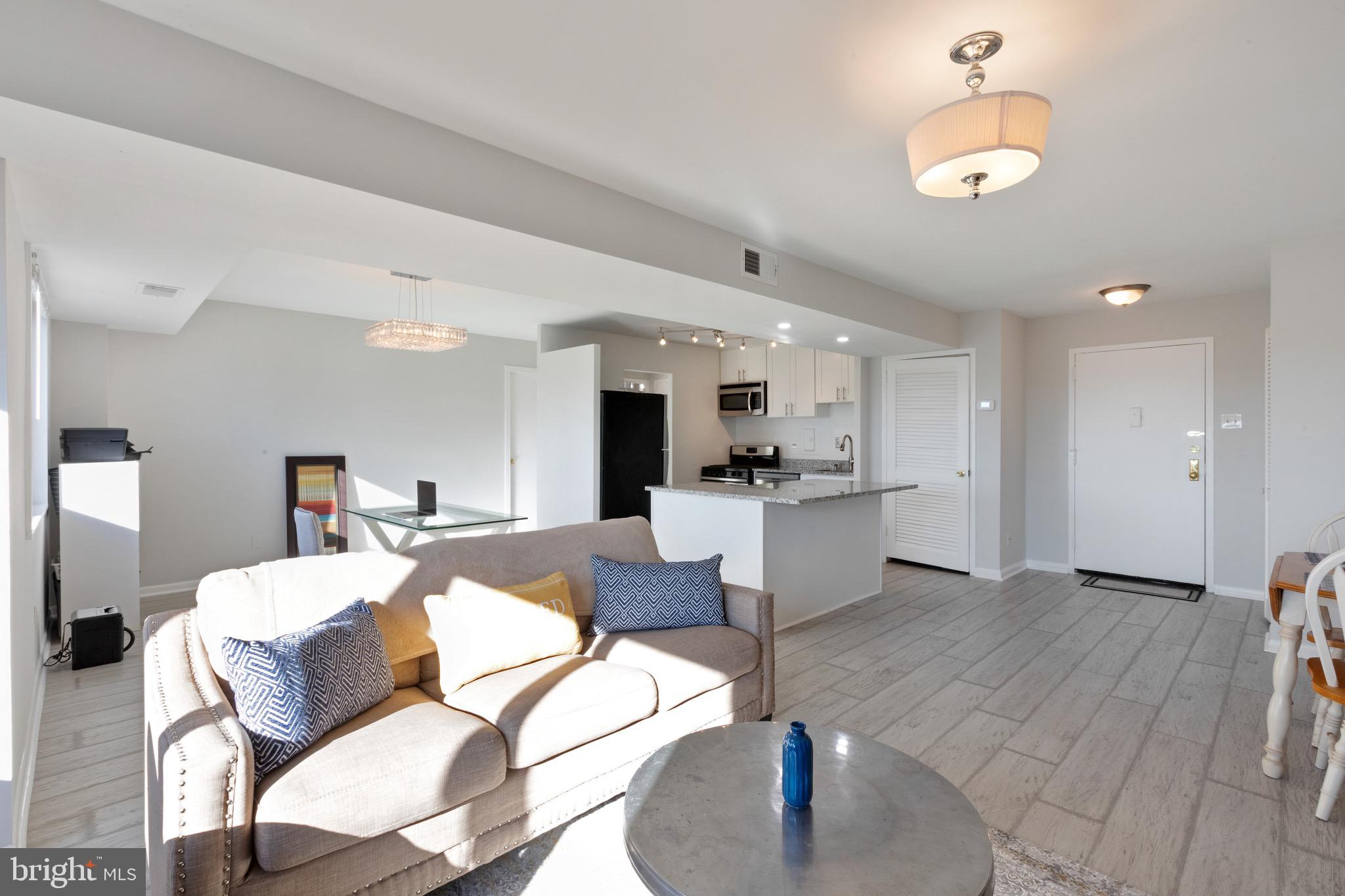 PAVILION ON THE PARK - Residential