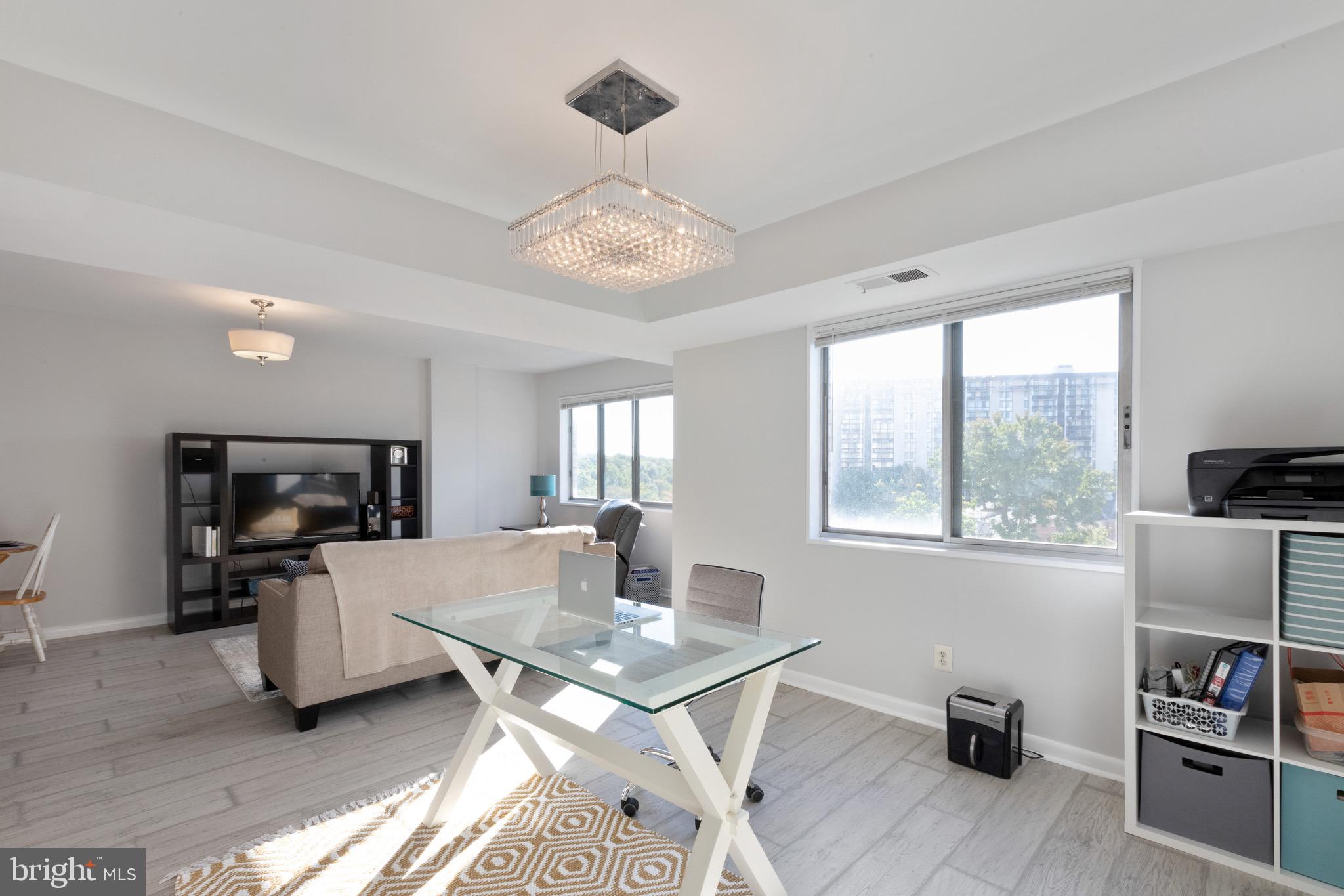 PAVILION ON THE PARK - Residential