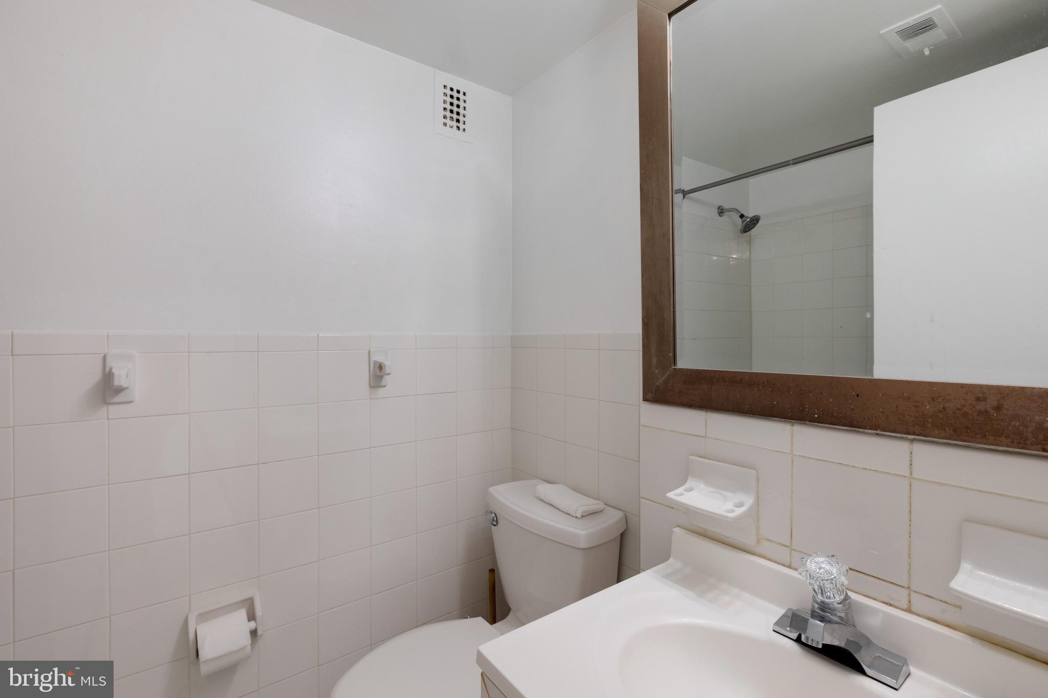 PAVILION ON THE PARK - Residential