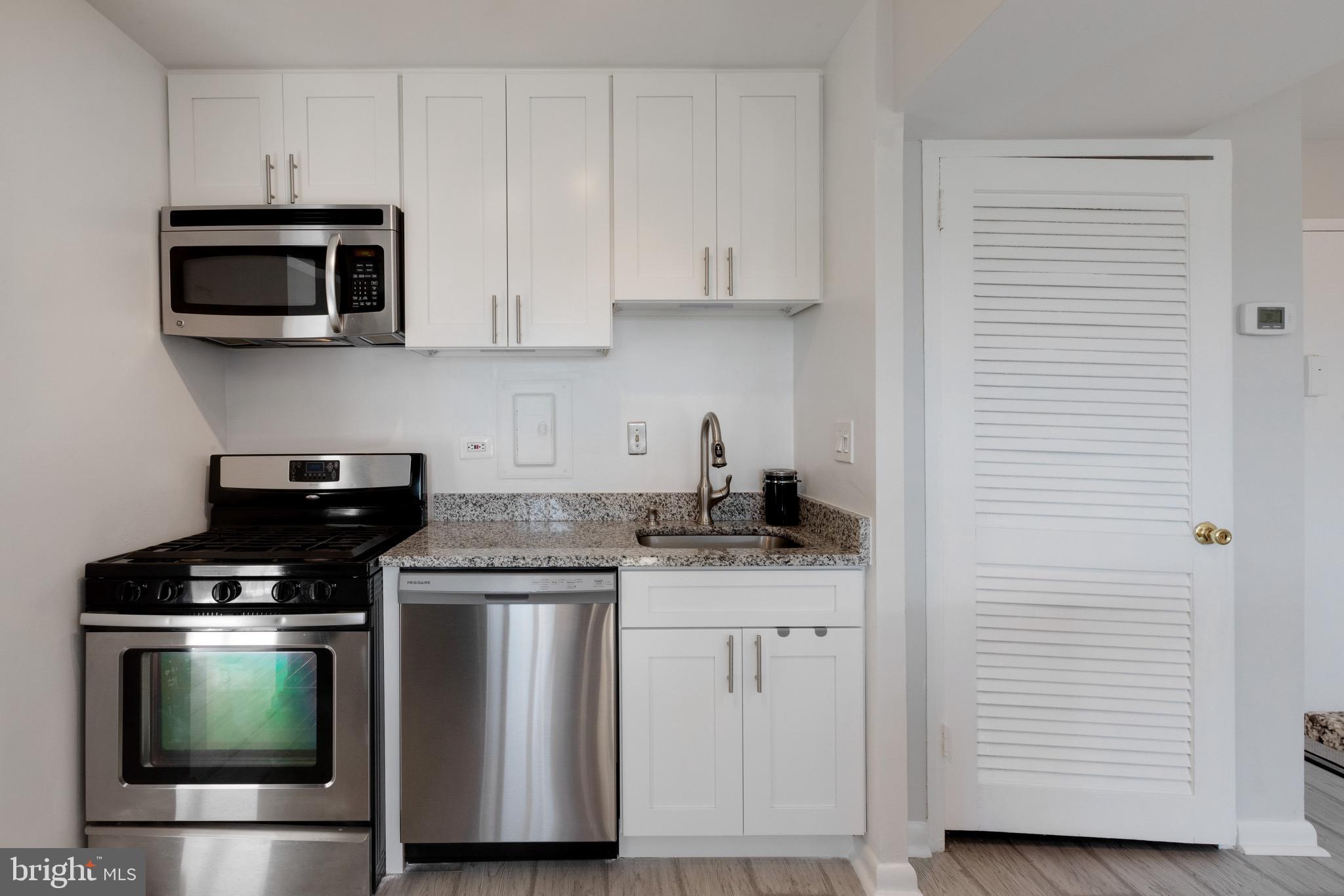 PAVILION ON THE PARK - Residential