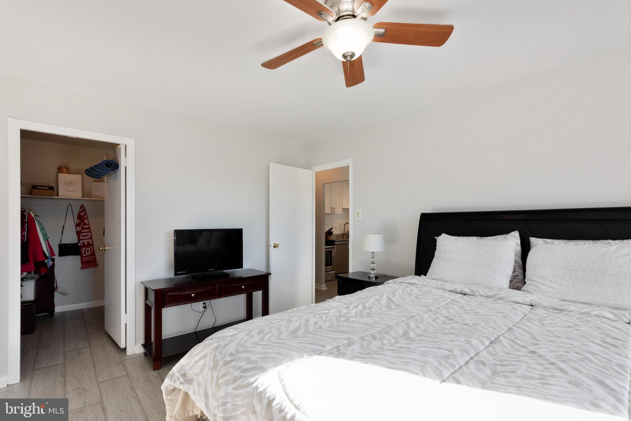 PAVILION ON THE PARK - Residential