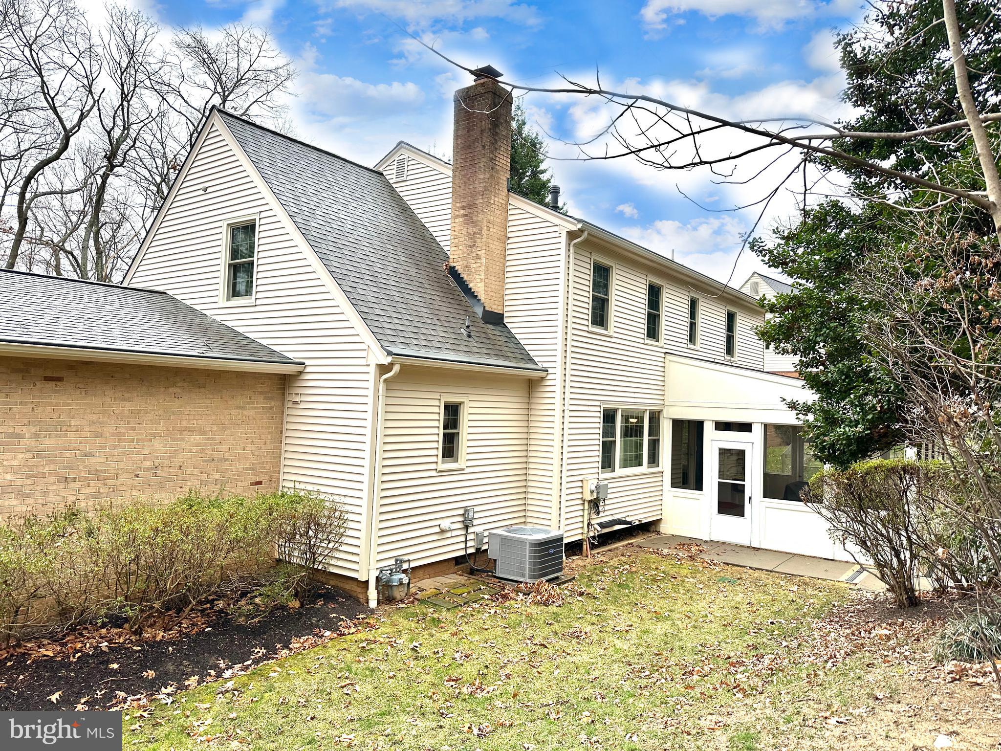 SWEET BRIAR FOREST - Residential