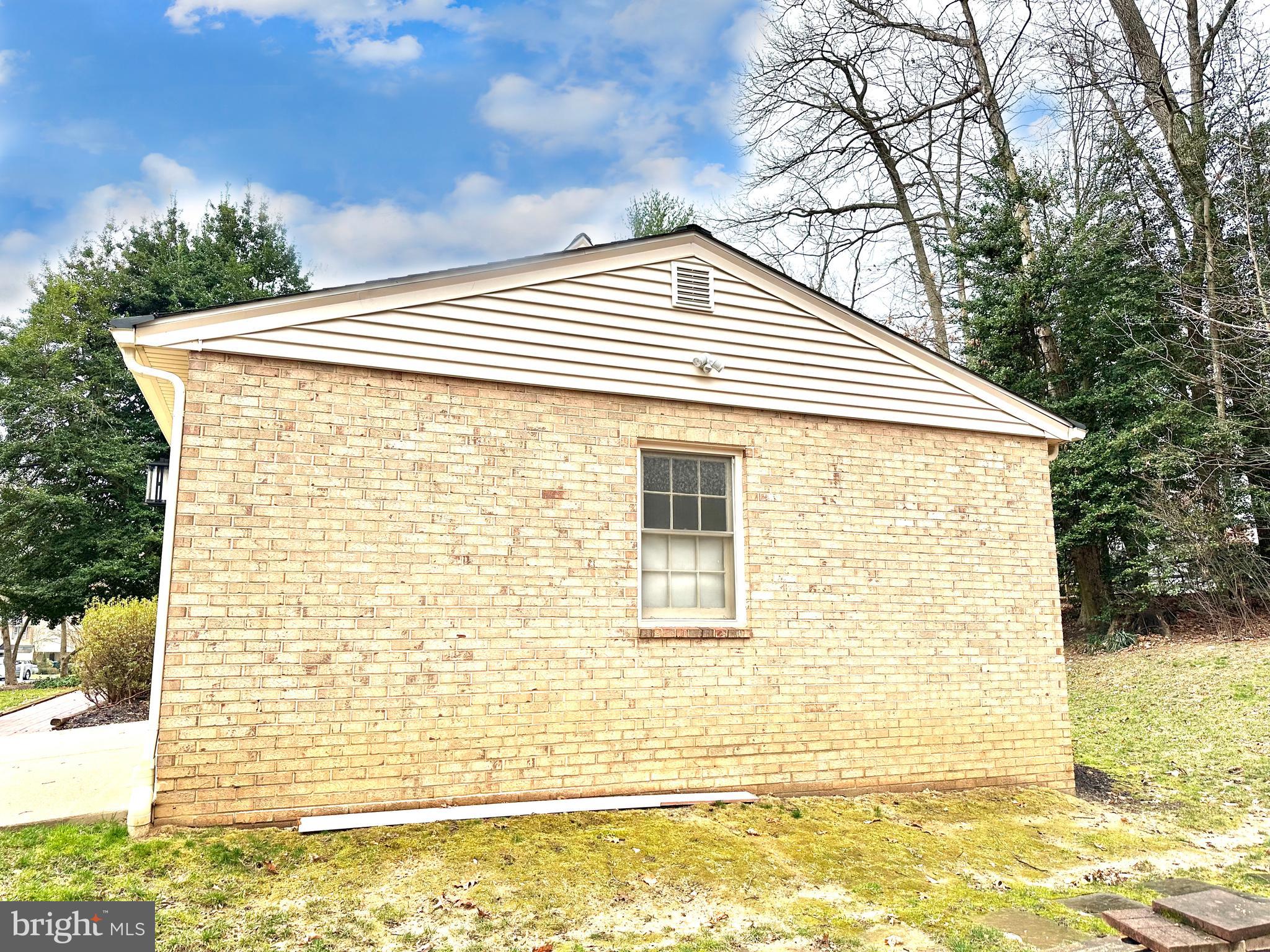 SWEET BRIAR FOREST - Residential