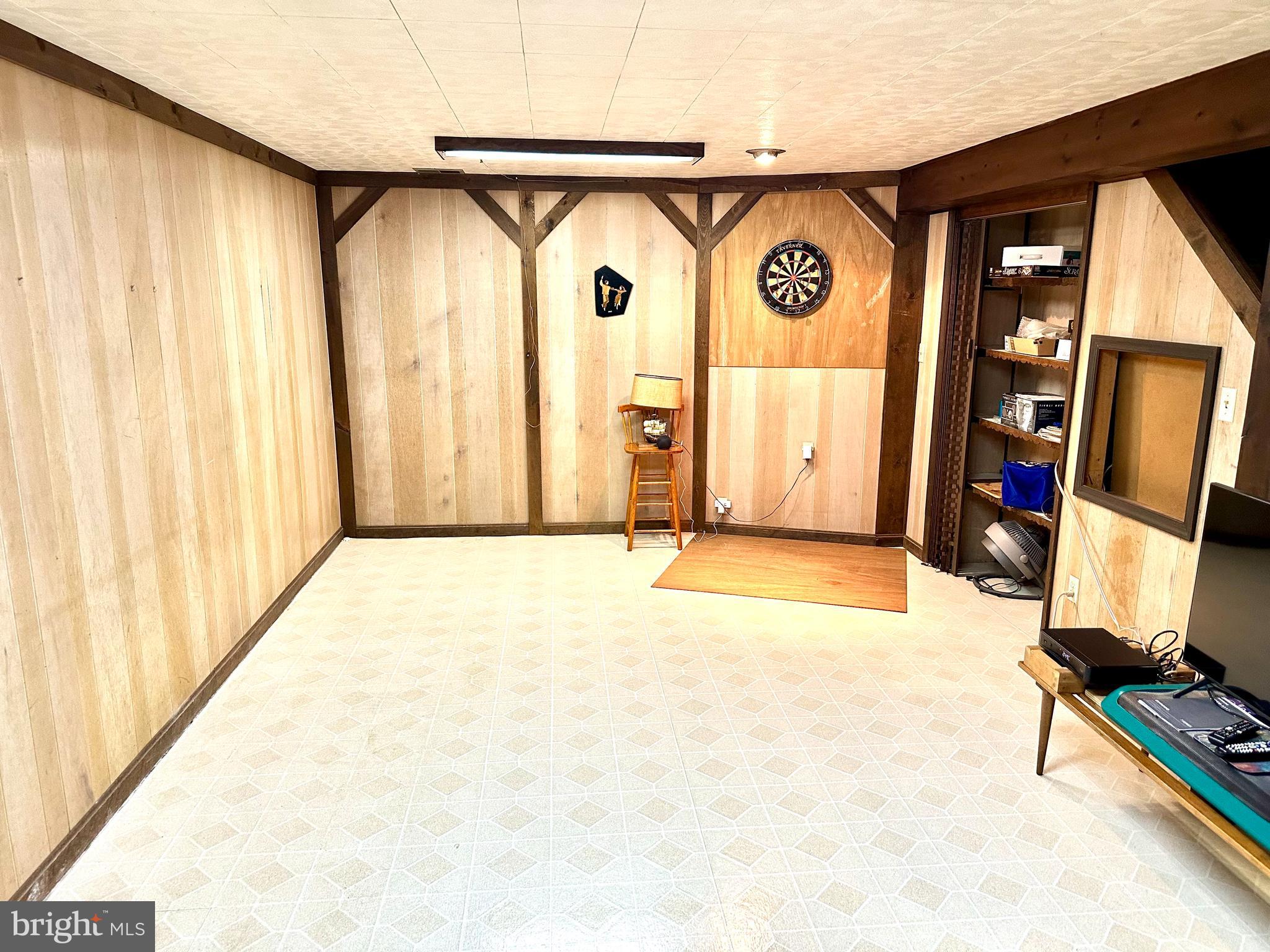 SWEET BRIAR FOREST - Residential