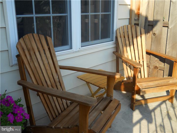 CHATHAM VIL OF TOW - Residential Lease