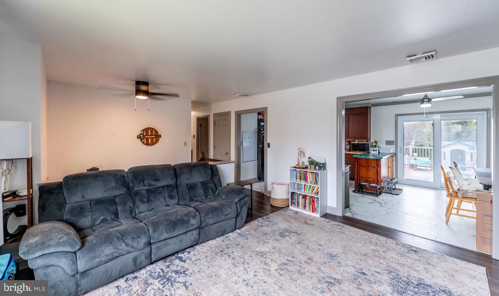 Photo of 283 Boomerang Drive, EPHRATA, PA 17522 (MLS # PALA2066554)