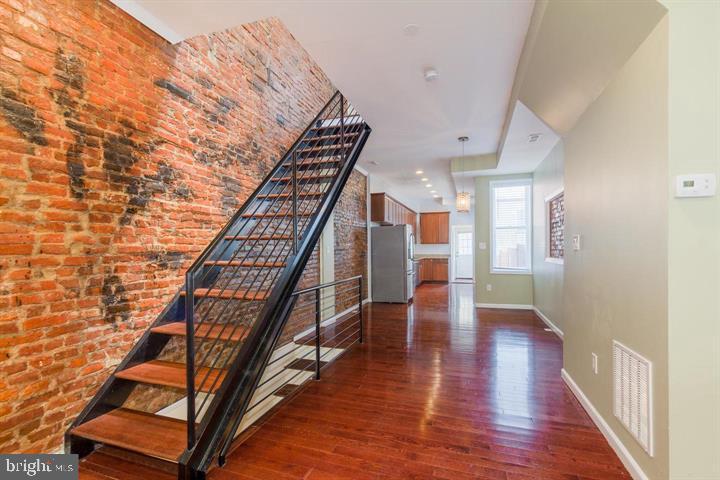 BUTCHERS HILL - Residential Lease