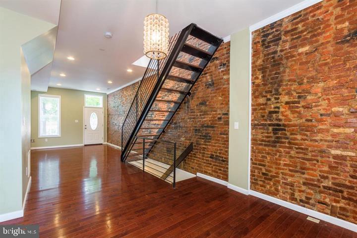 BUTCHERS HILL - Residential Lease