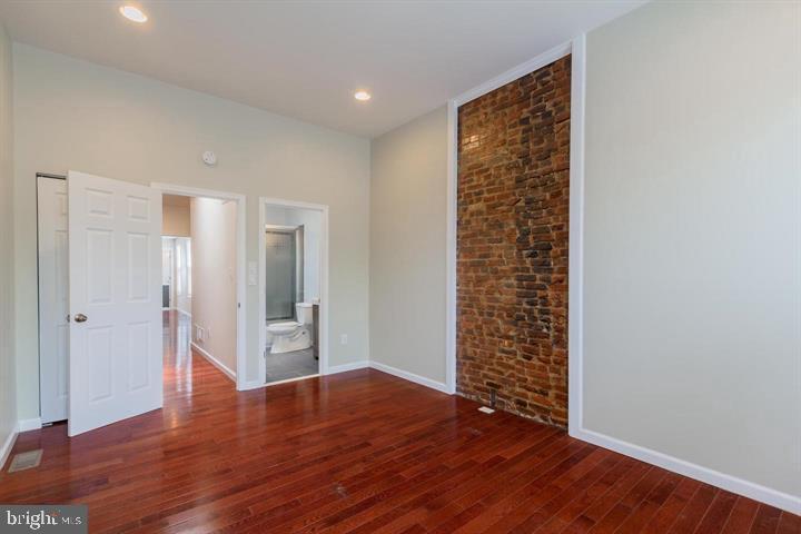 BUTCHERS HILL - Residential Lease