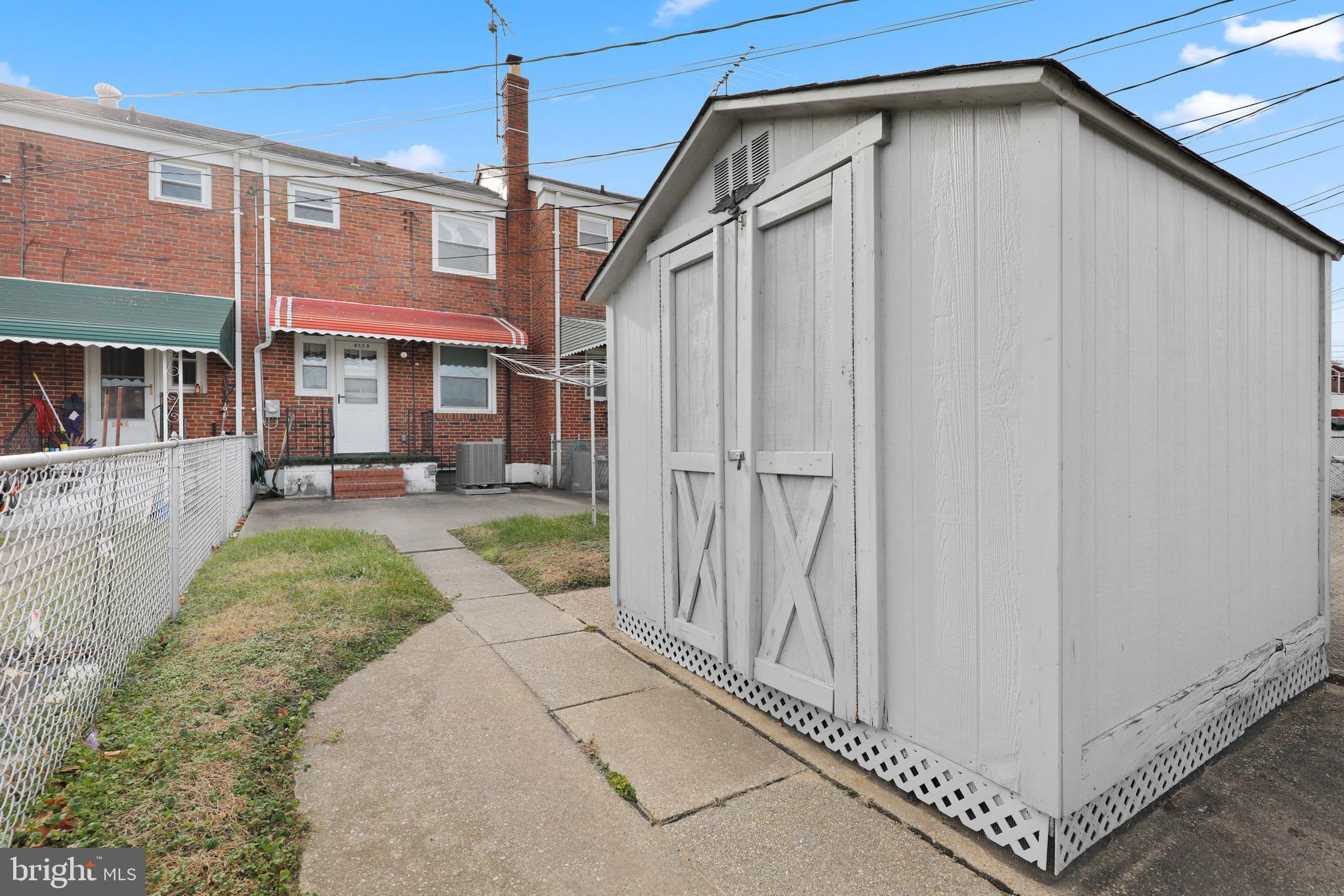 DUNDALK - Residential Lease