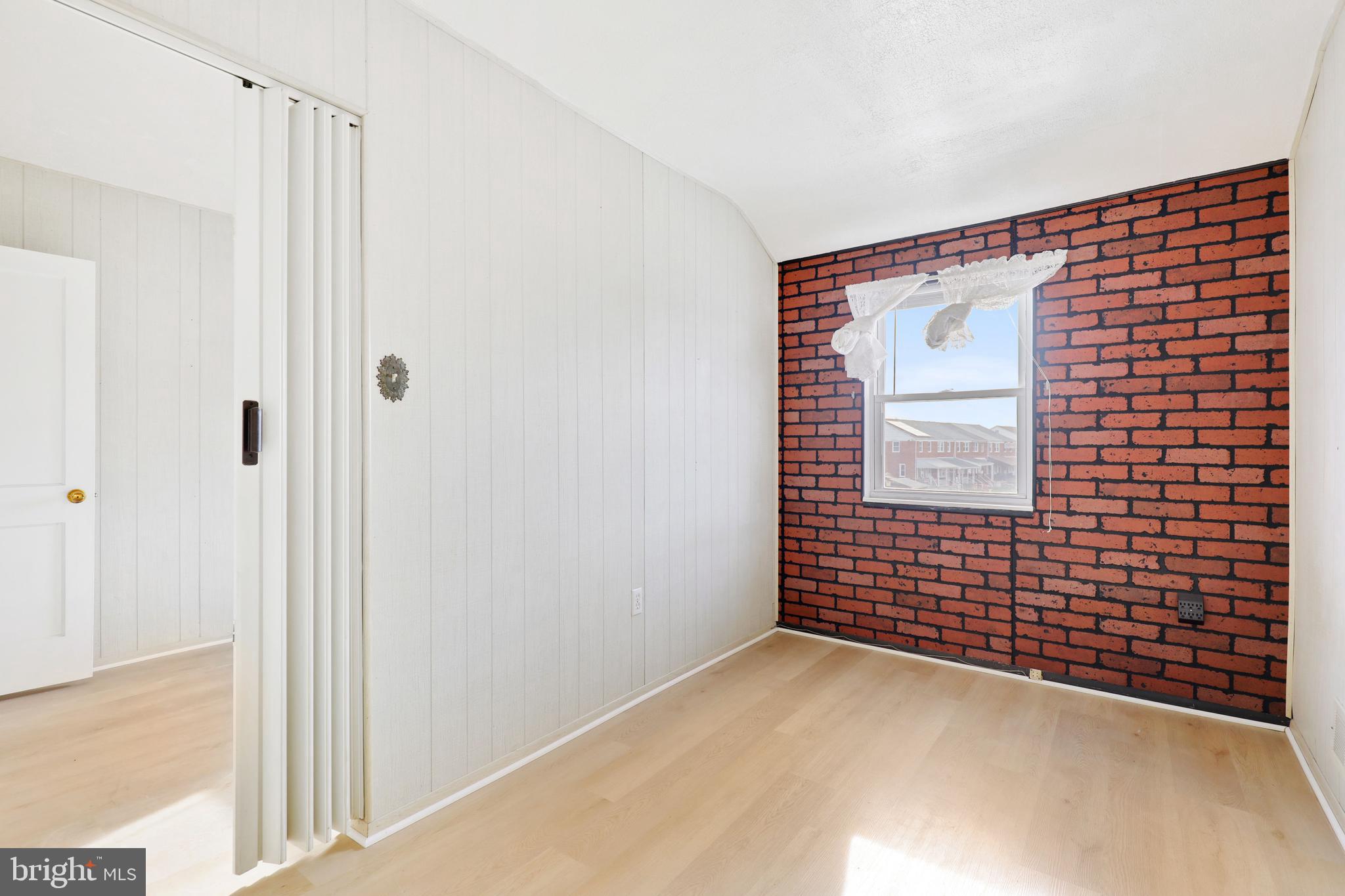 DUNDALK - Residential Lease