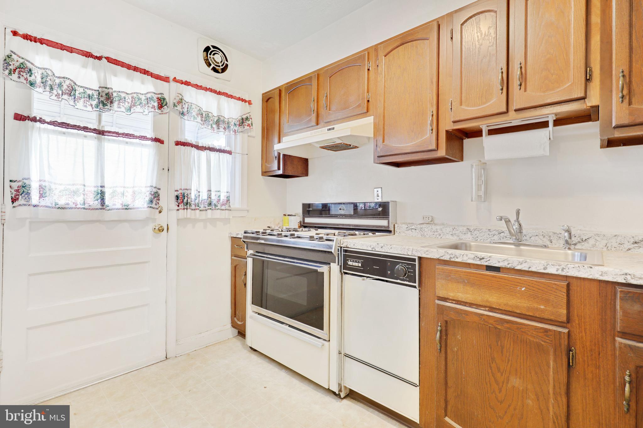 DUNDALK - Residential Lease