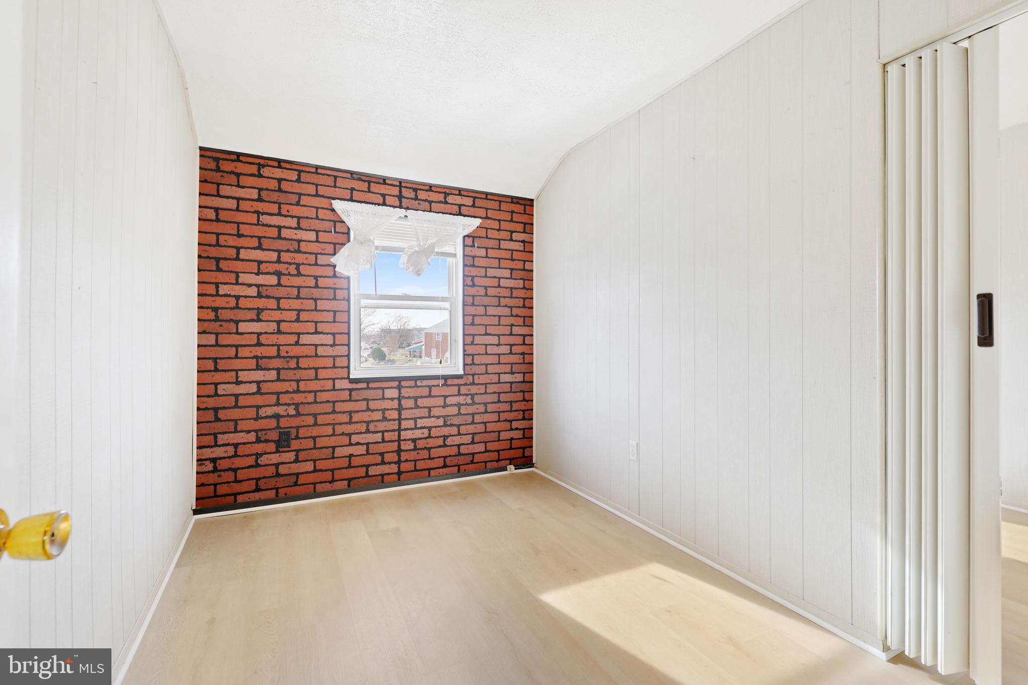 DUNDALK - Residential Lease