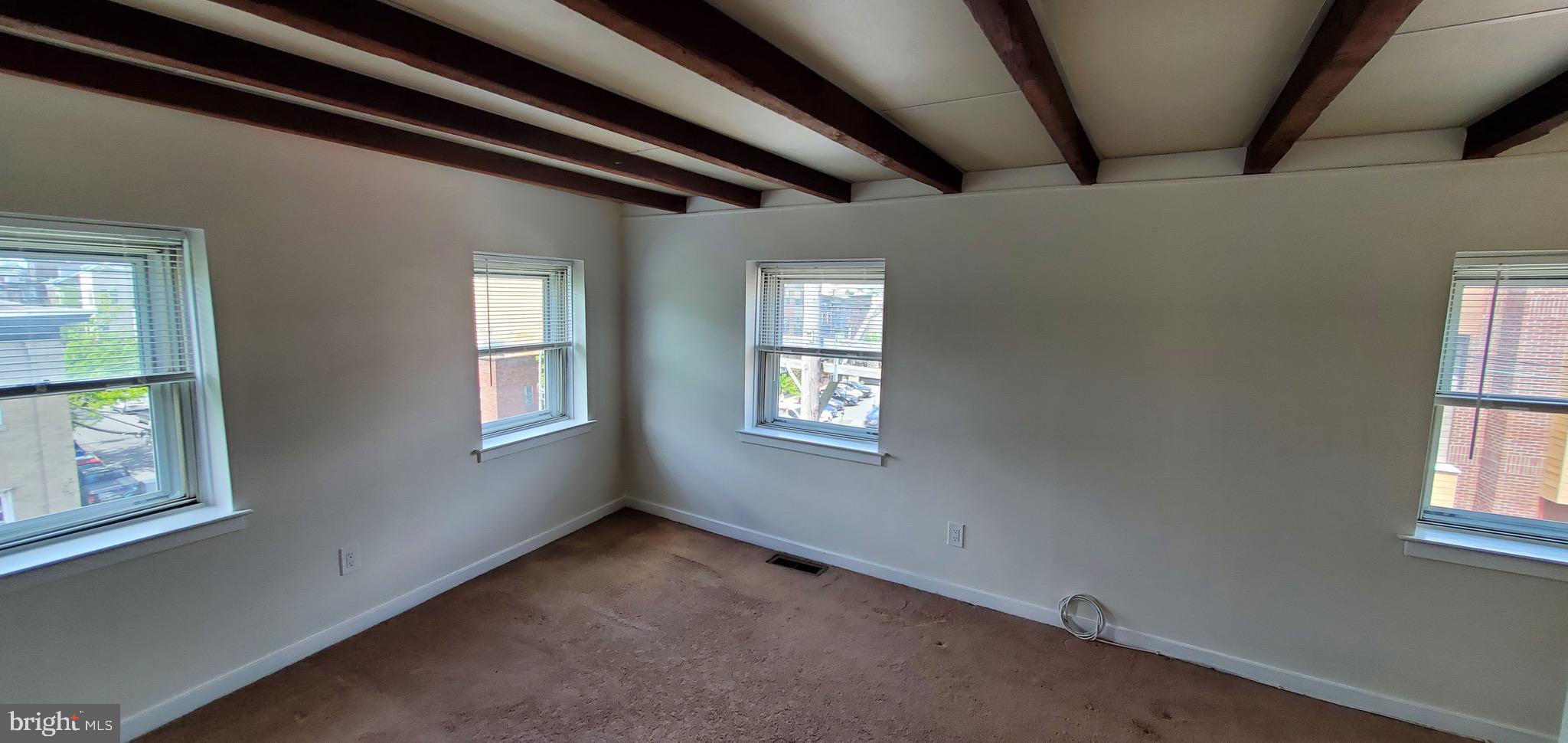 NORTHERN LIBERTIES - Residential Income