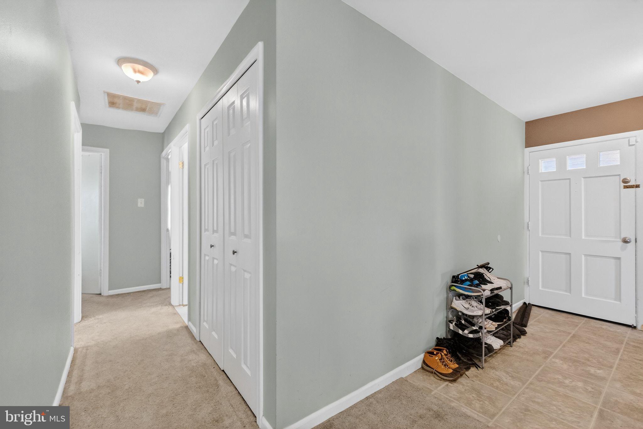 WHITEHALL - Residential