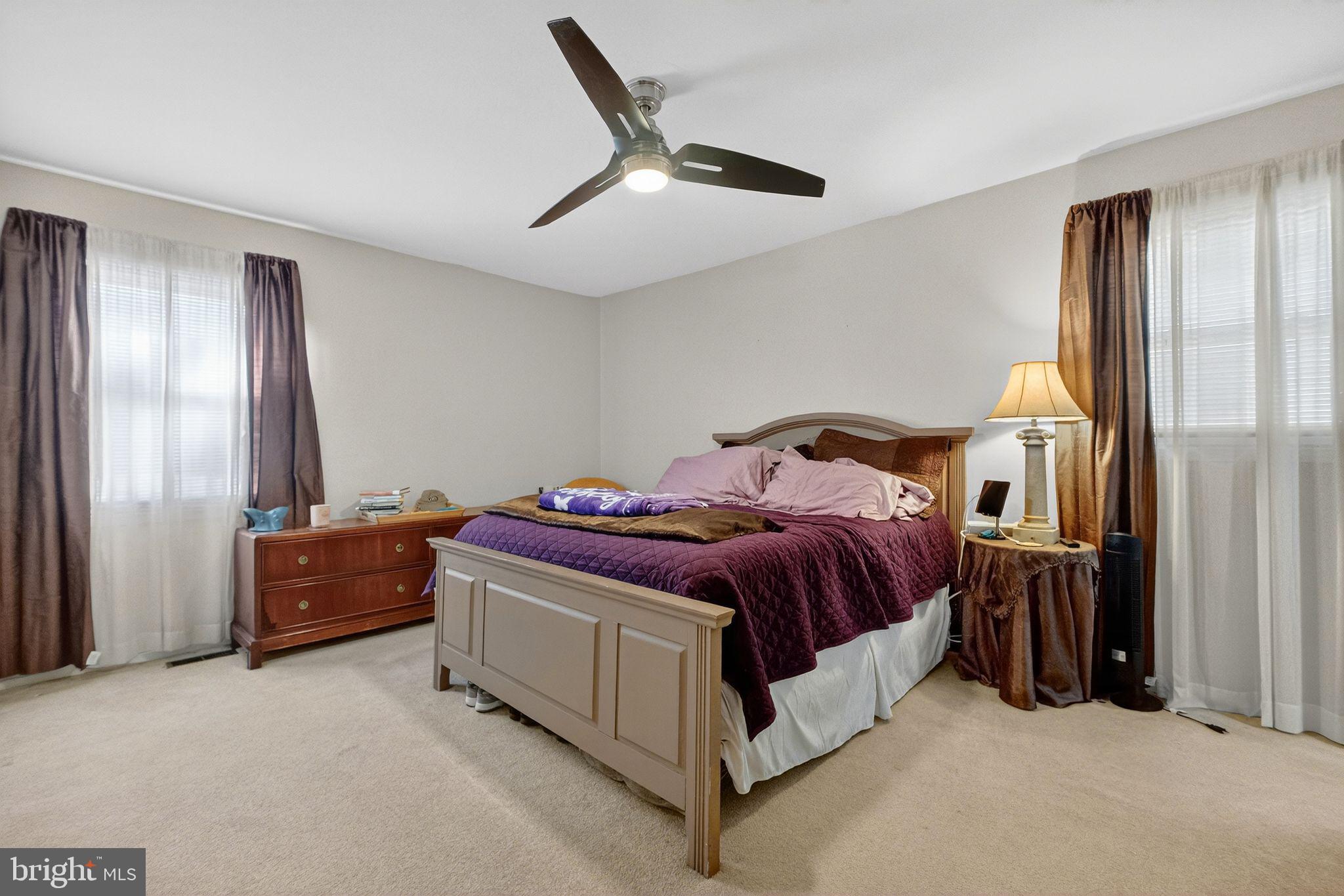 WHITEHALL - Residential