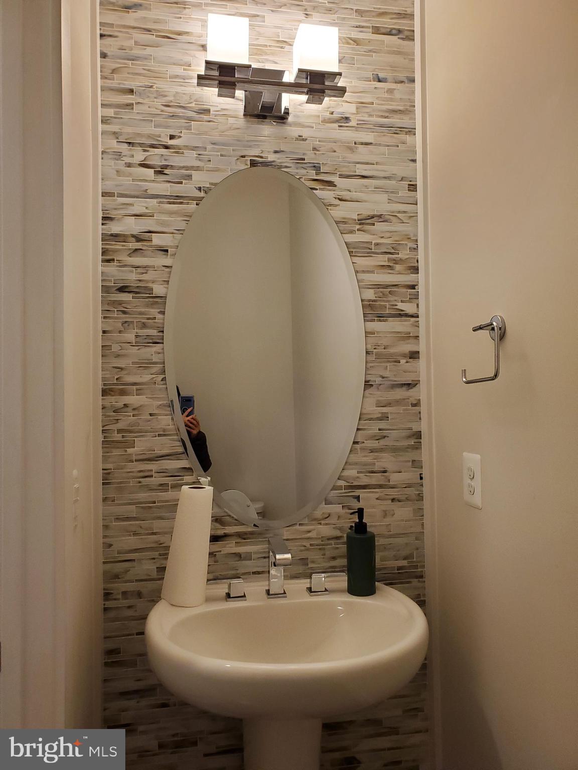 FAIRFAX COUNTY - Residential Lease