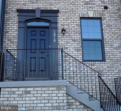 FREDERICKSBURG - Residential Lease