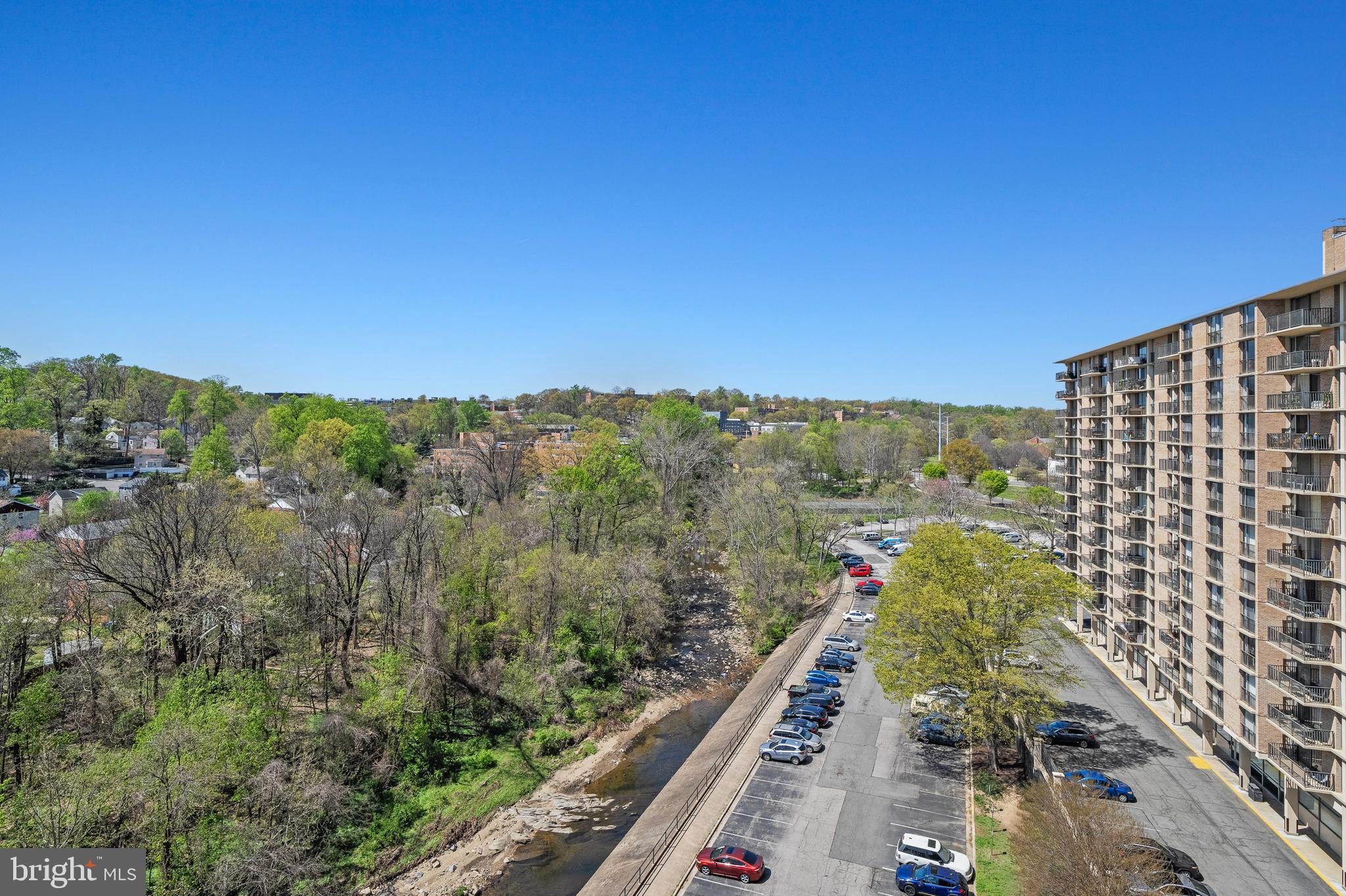 THE CARLTON - Residential