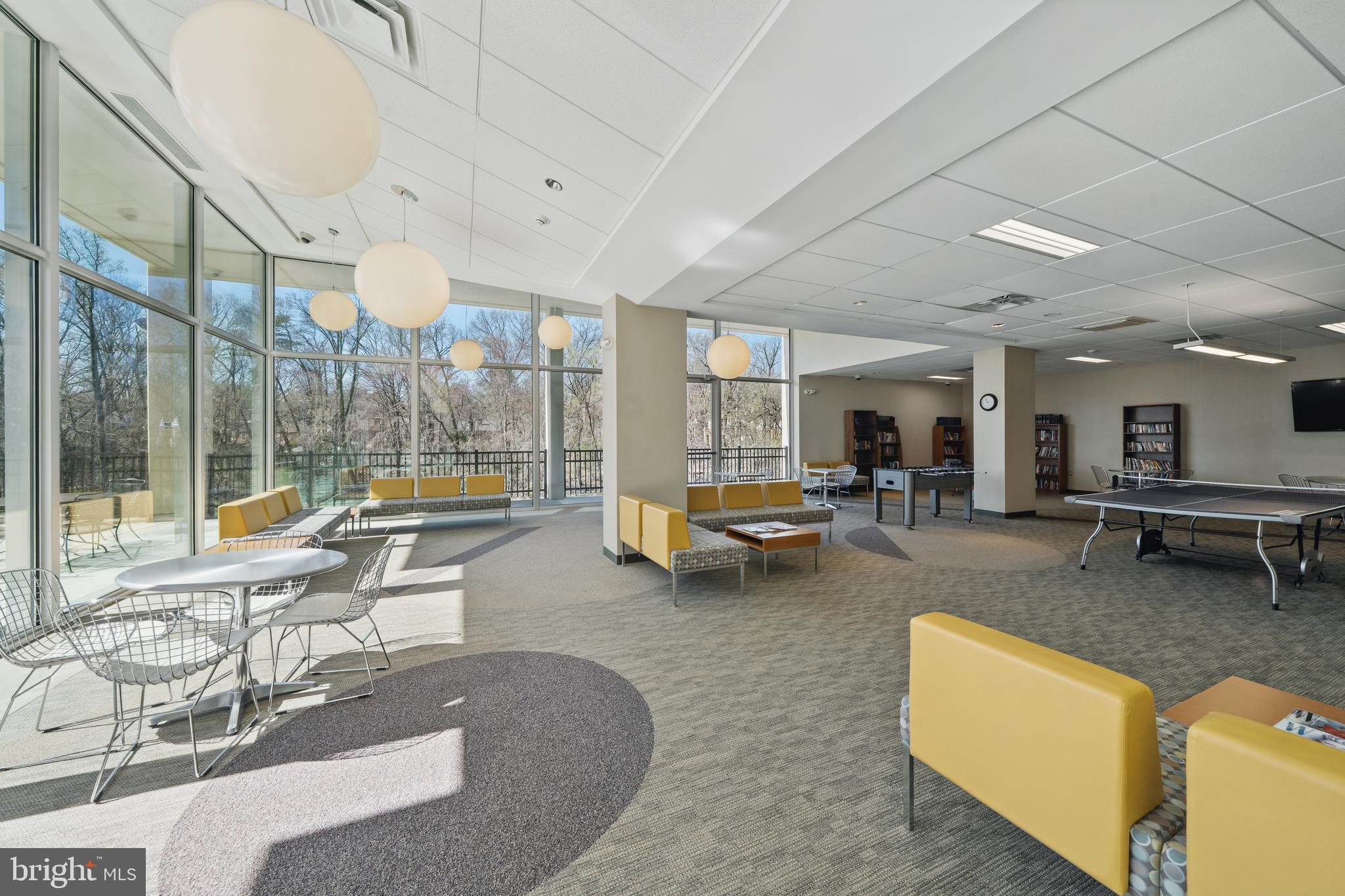 THE CARLTON - Residential