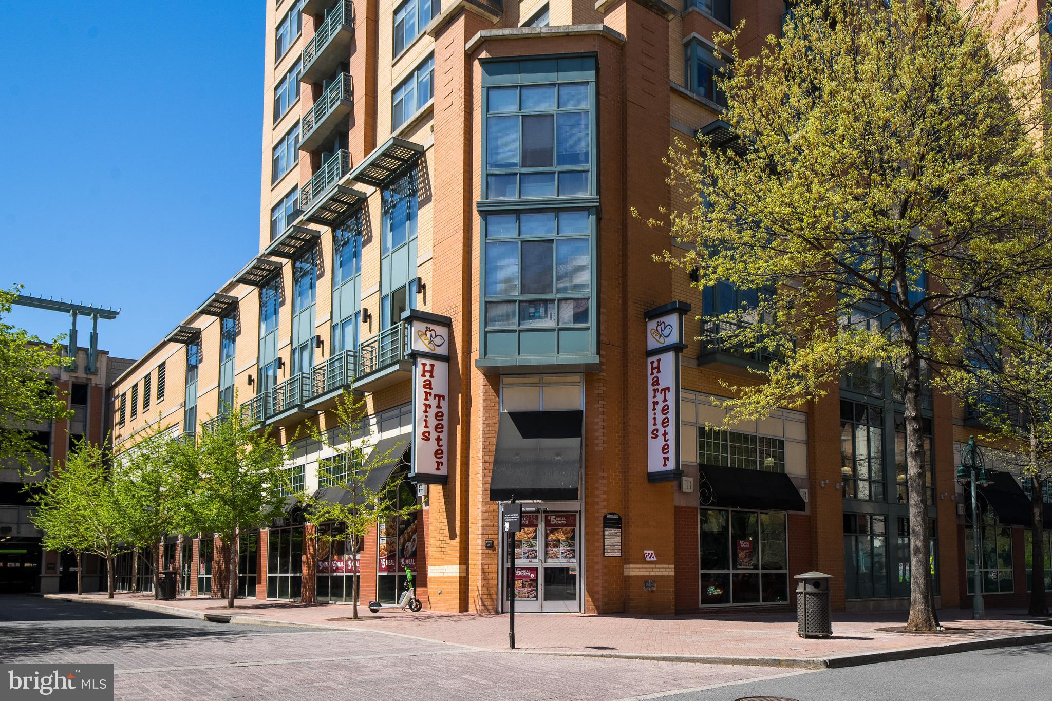 THE CARLTON - Residential