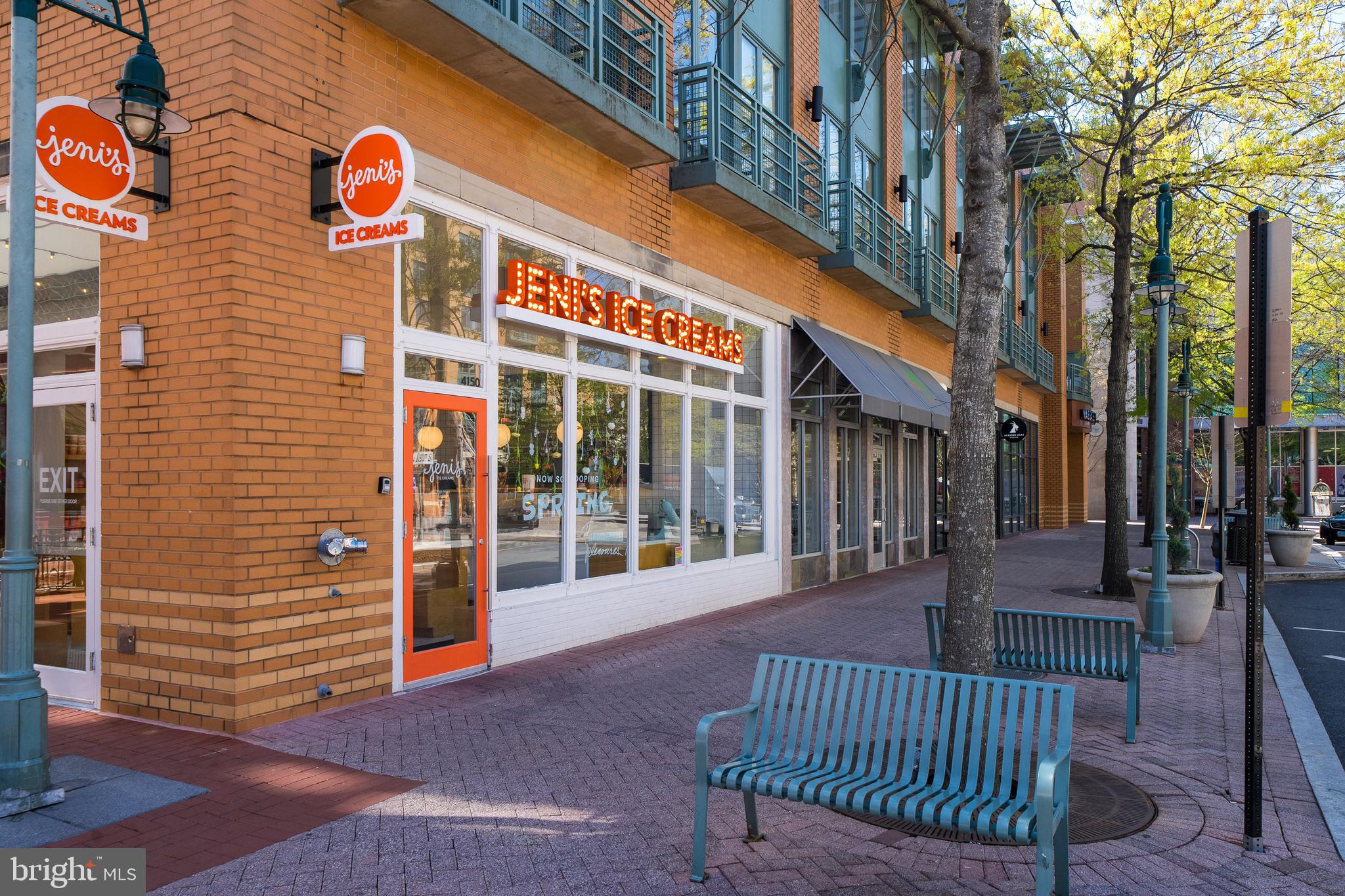 THE CARLTON - Residential