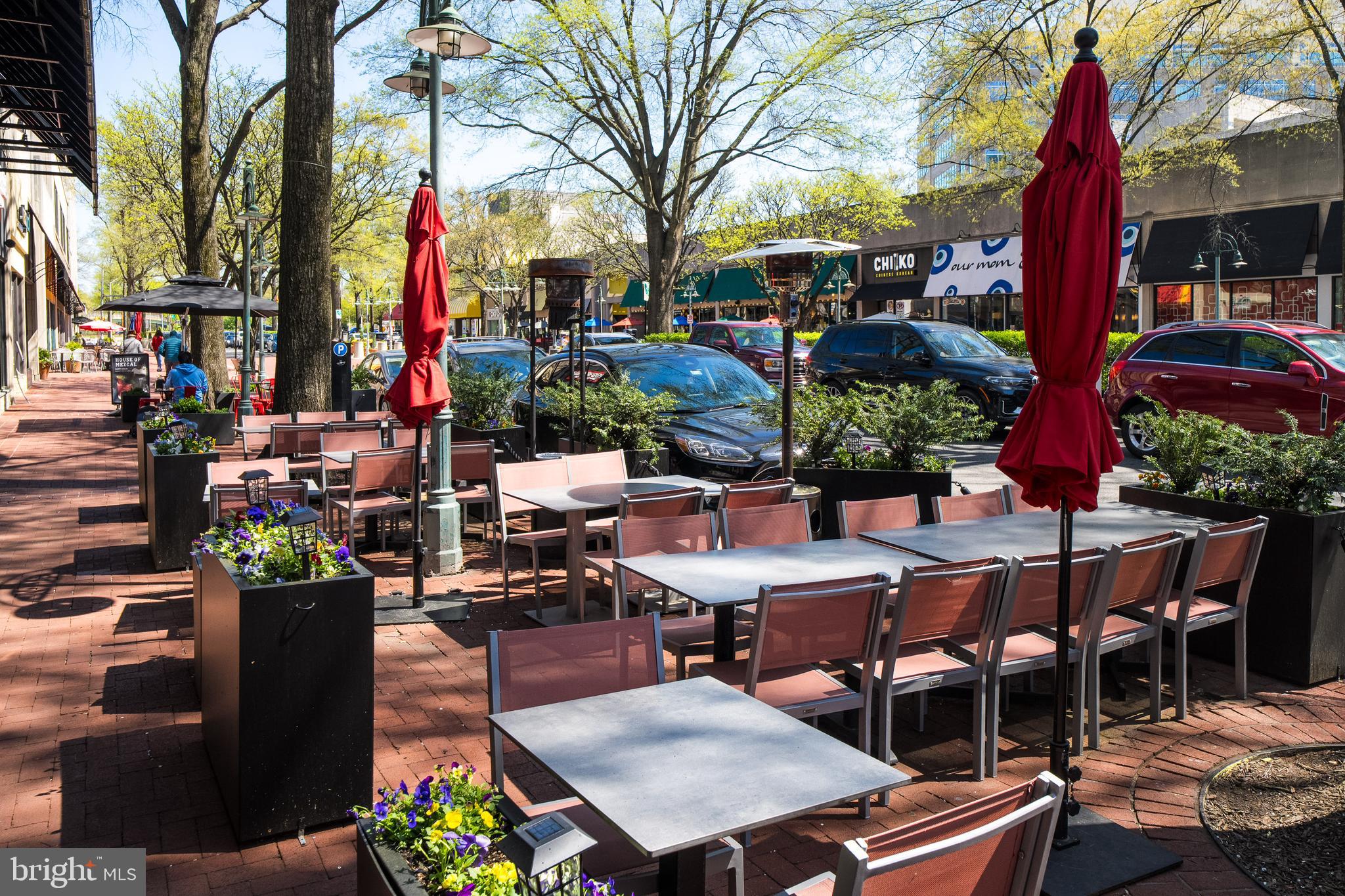 THE CARLTON - Residential