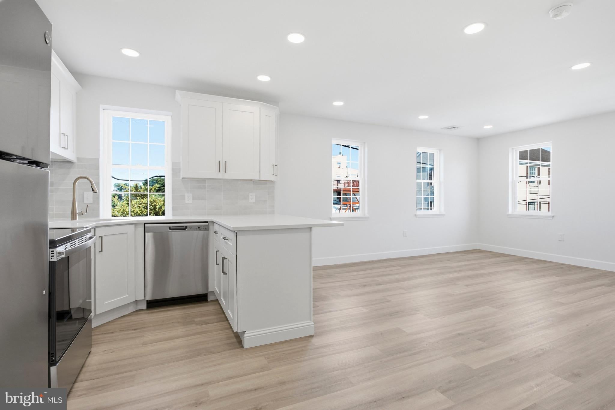 21 W FRONT STREET 3A